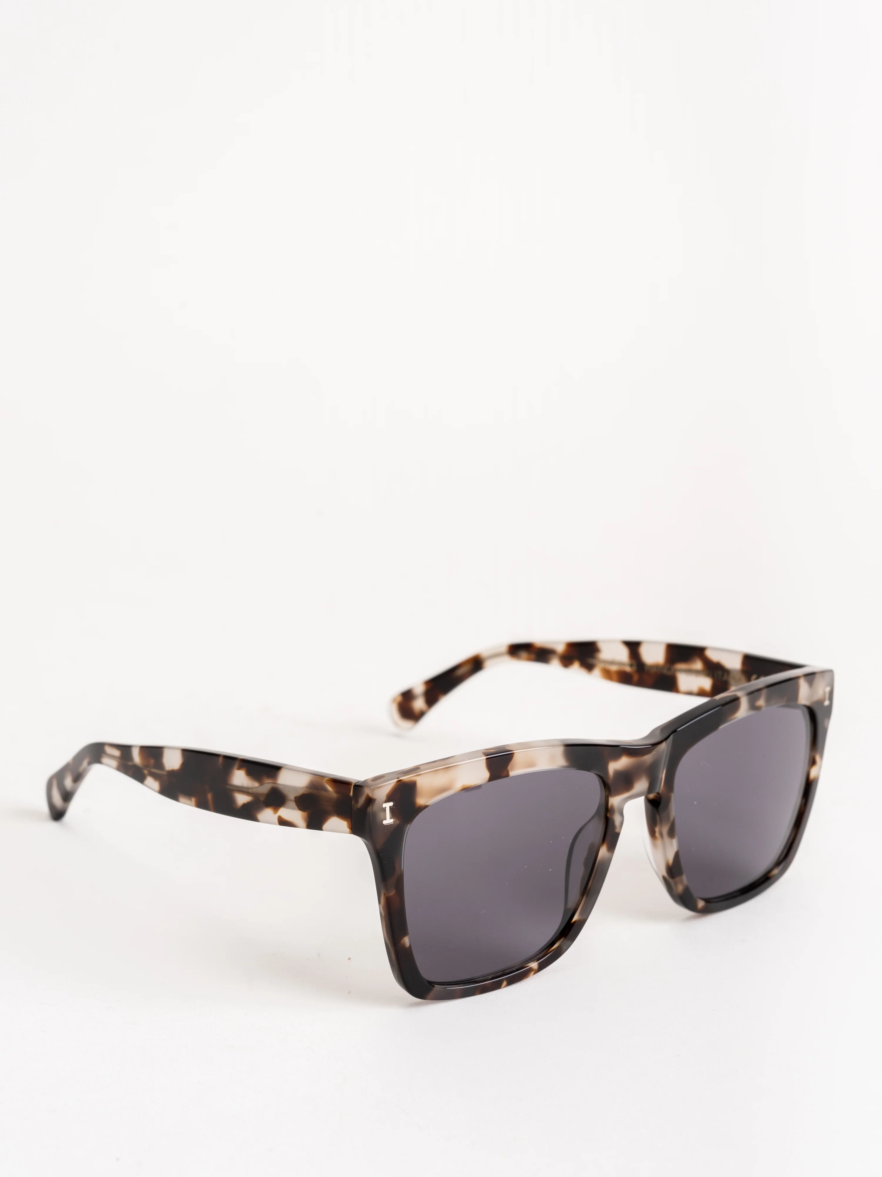 los feliz  - white tortoise - Image 2