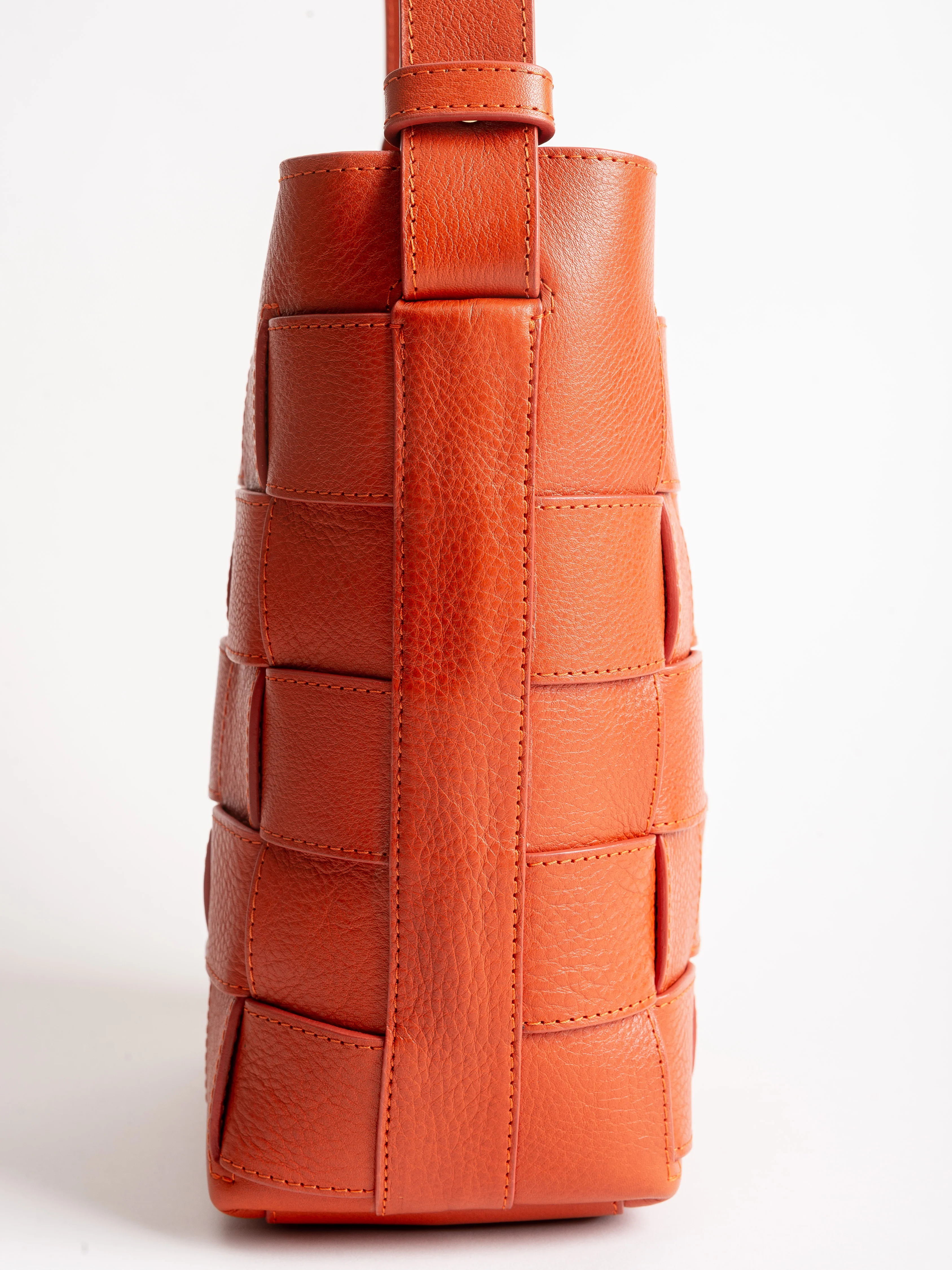 mini woven bucket - orange - Image 3