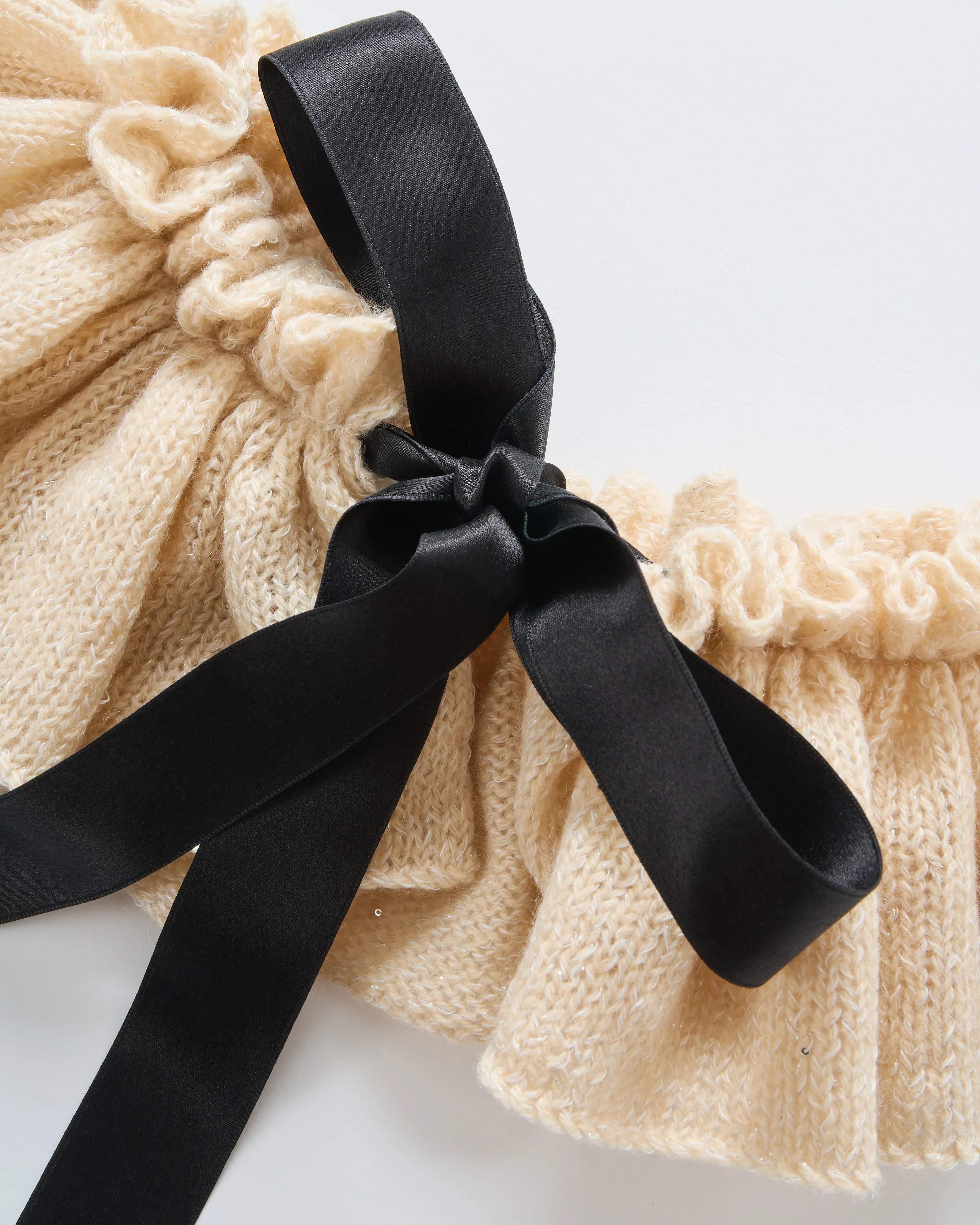 ruff neck accessory - Image 2