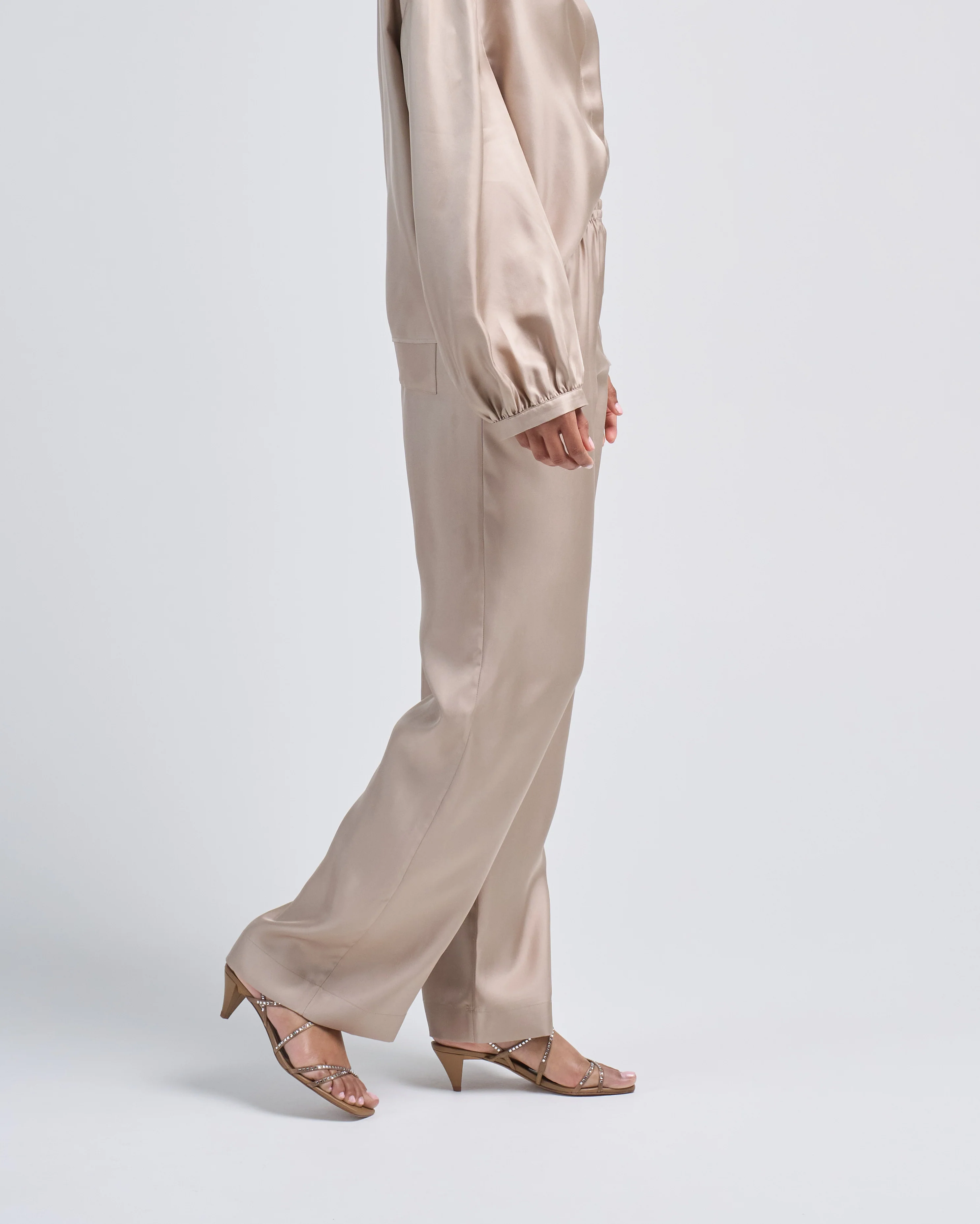 alera pants - Image 3