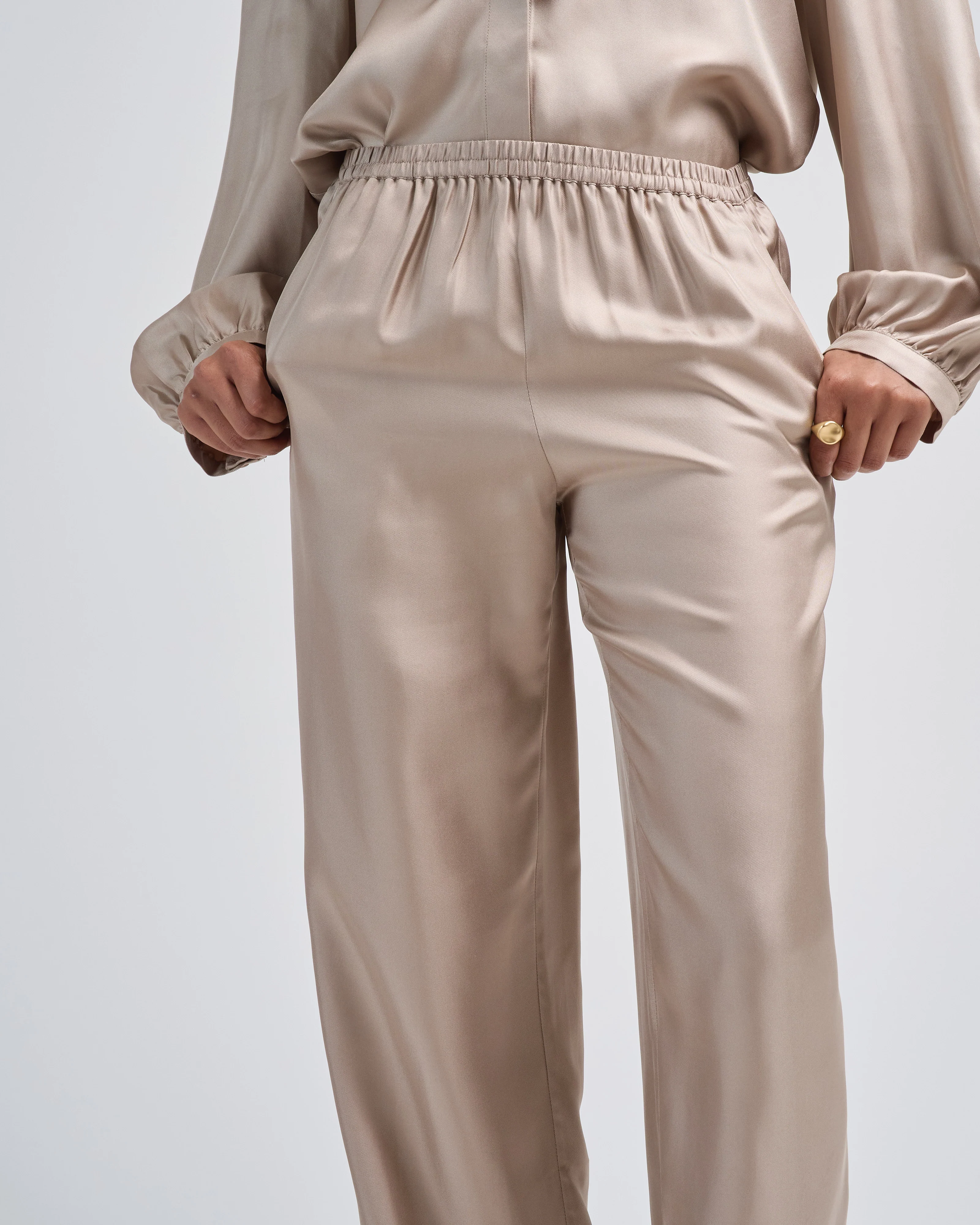 alera pants - Image 5