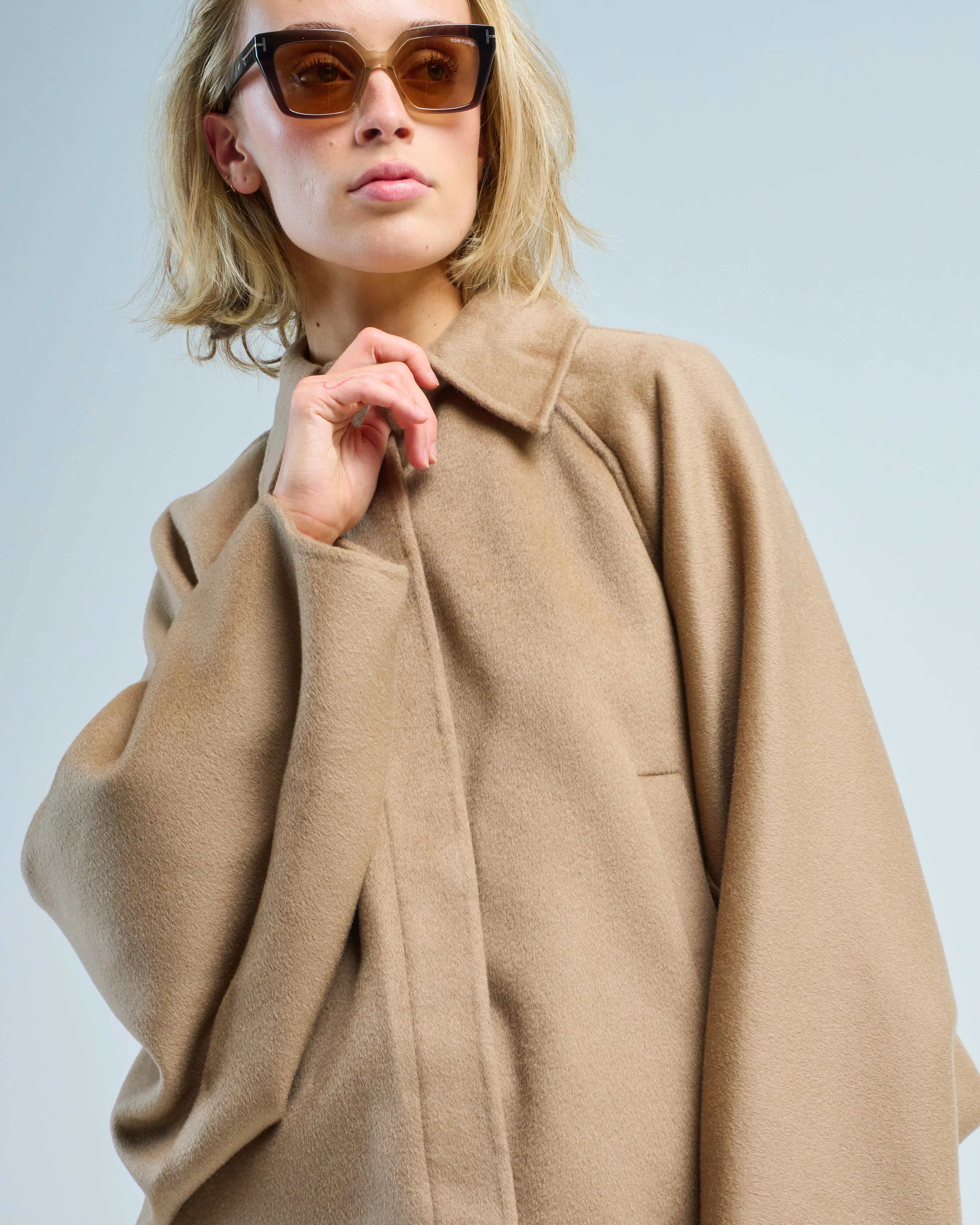 camila short coat - Image 5