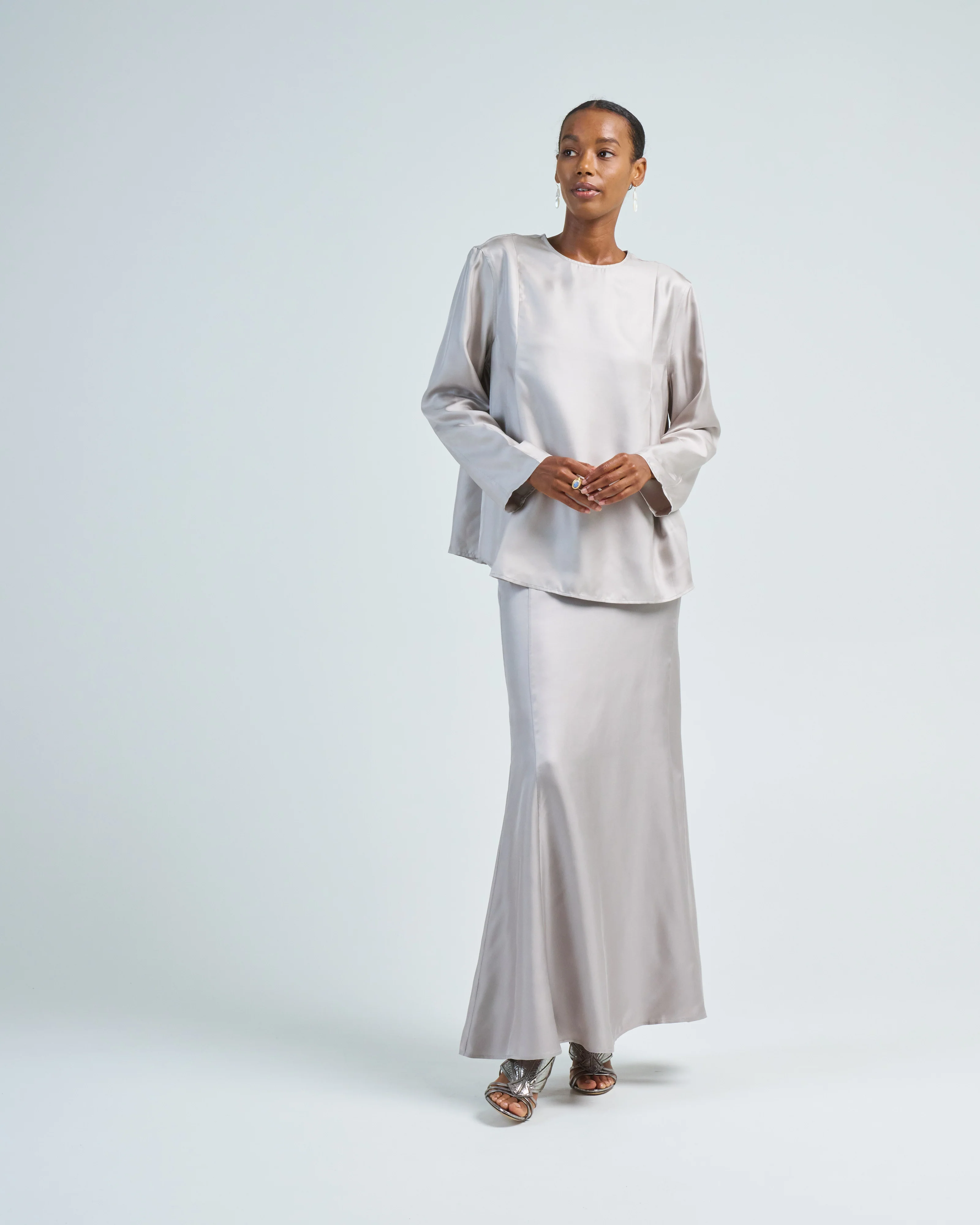 silk skirt - Image 2