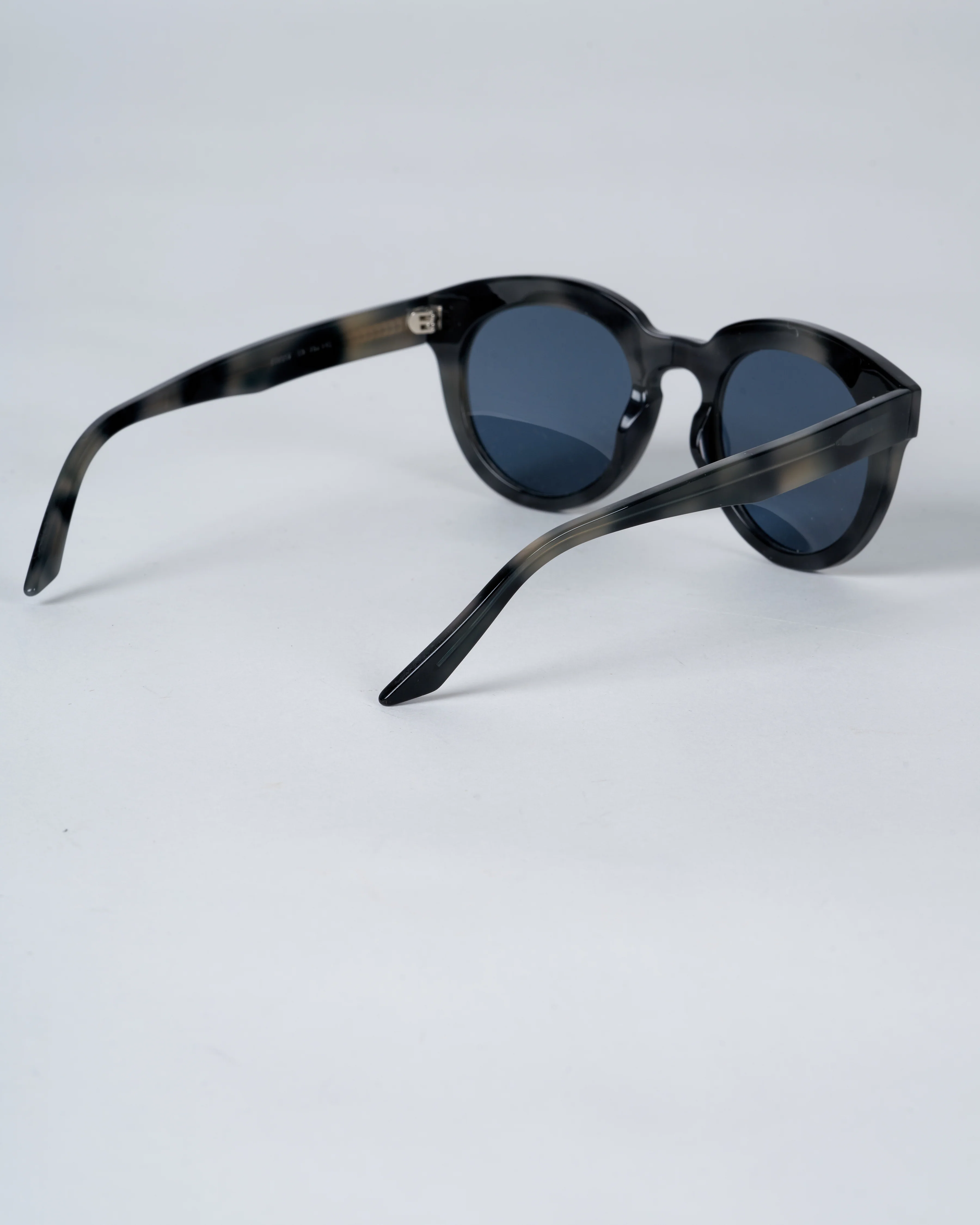frost sunglasses - pacific - Image 9