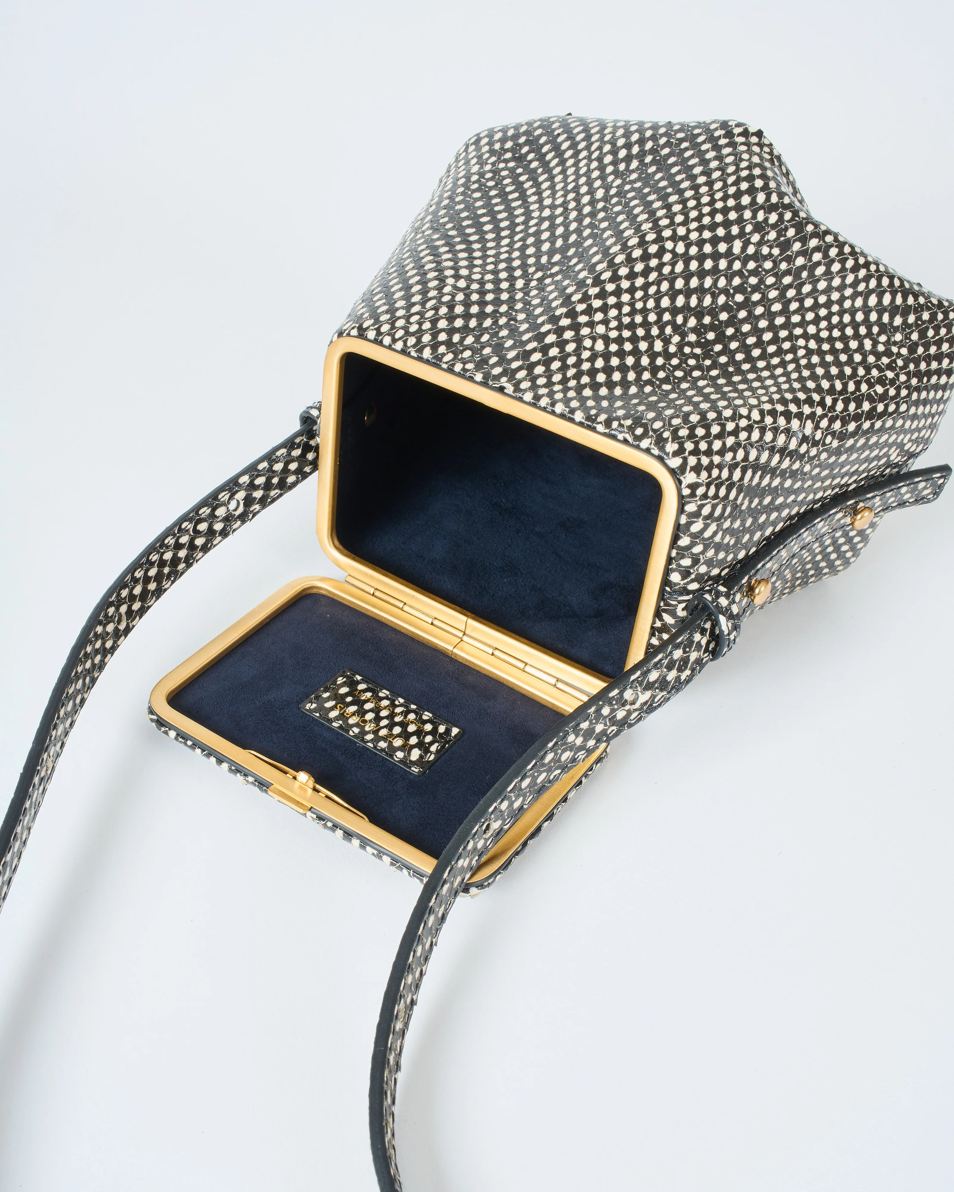 blaine long strap cross body bag - Image 7