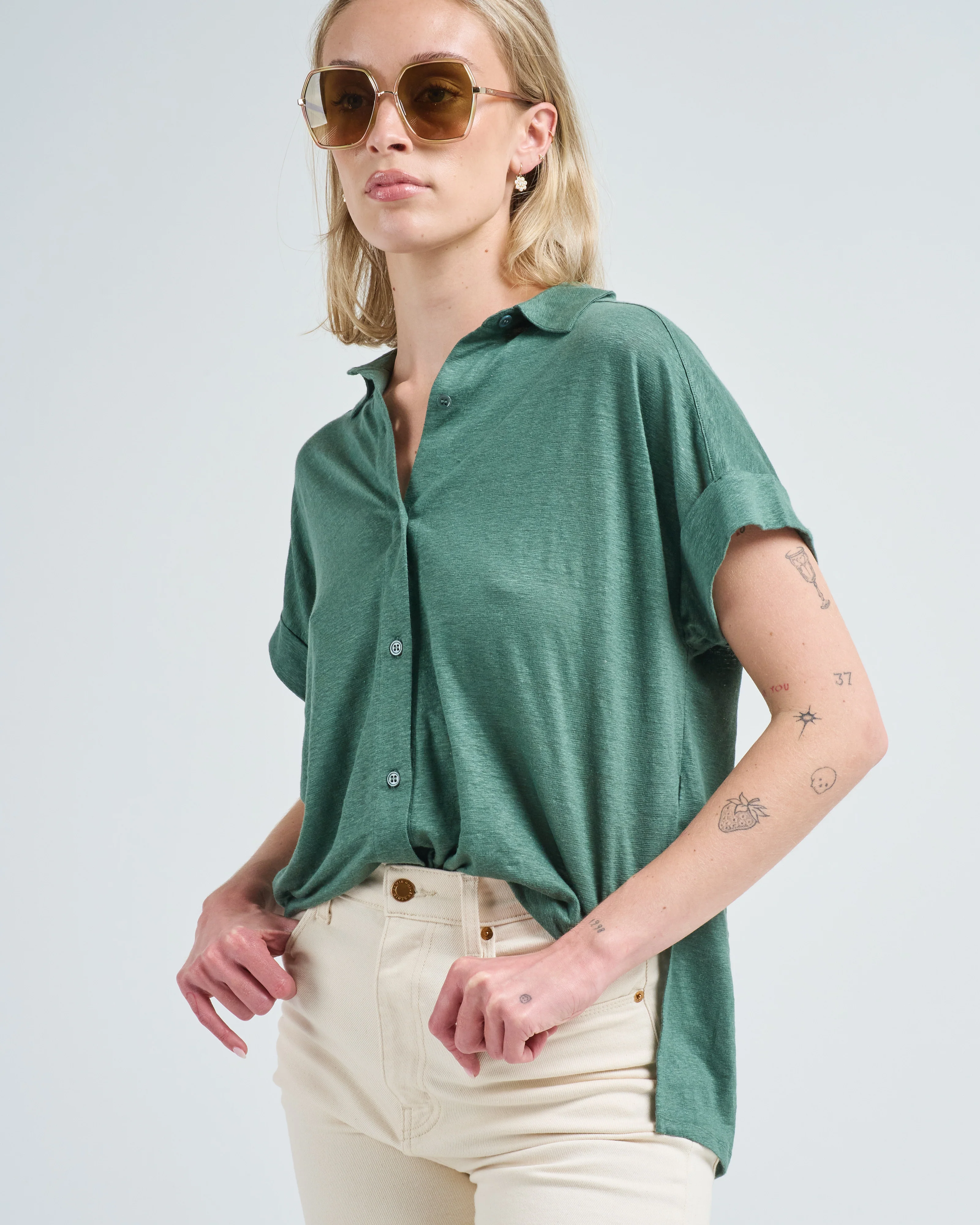 stretch linen s/s shirt with rolled cuff - Image 5