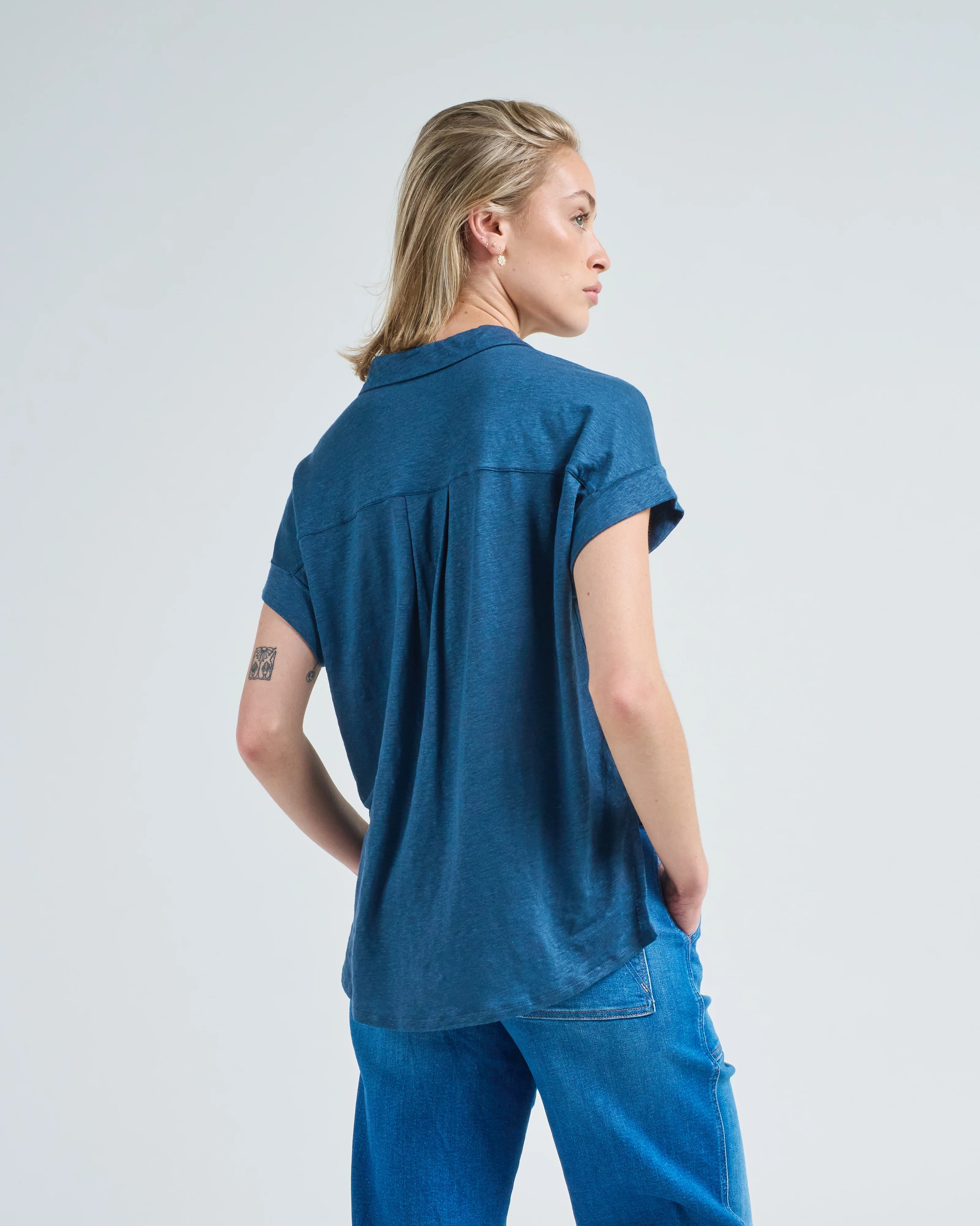 stretch linen s/s shirt with rolled cuff - Image 4