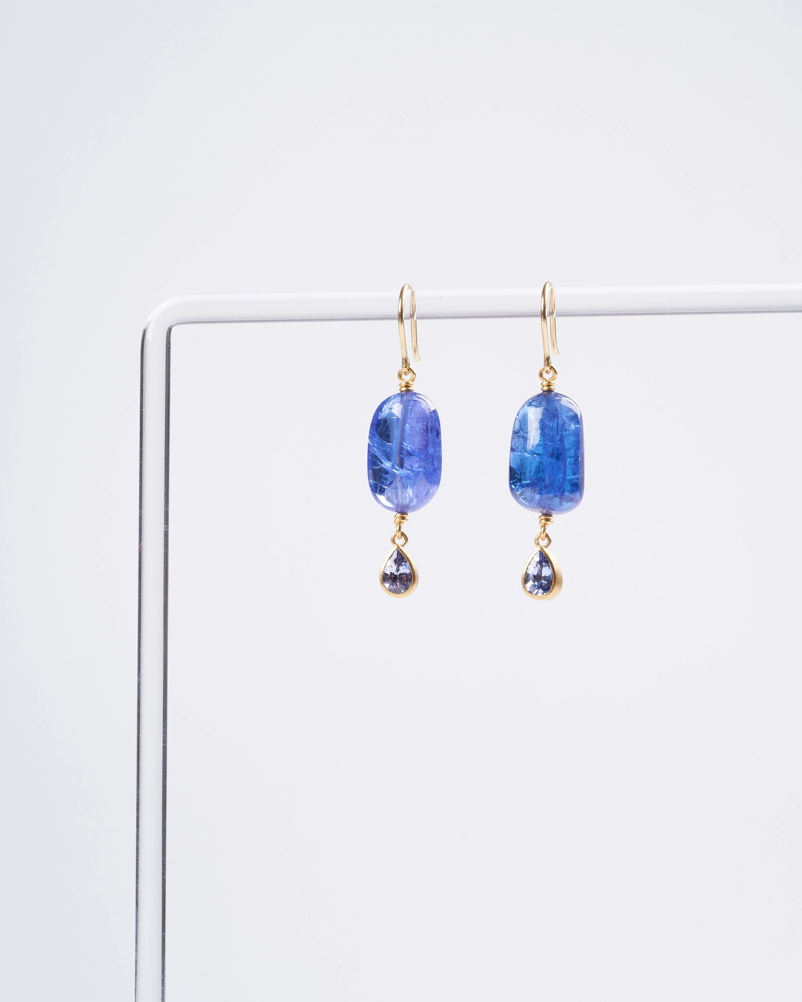 tanzanite and sapphire earrings - blue and gold - Image 3