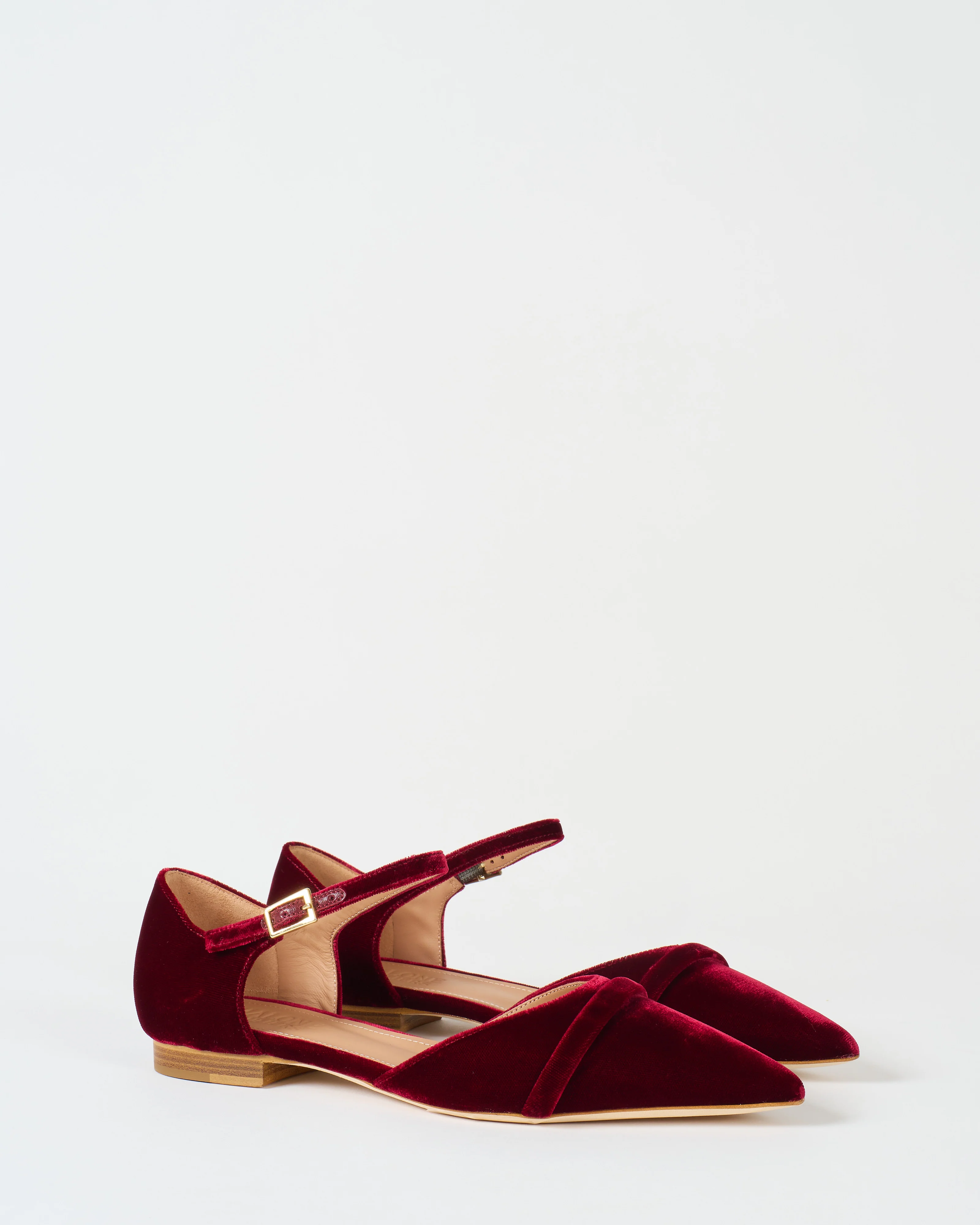 ulla 10 flat
