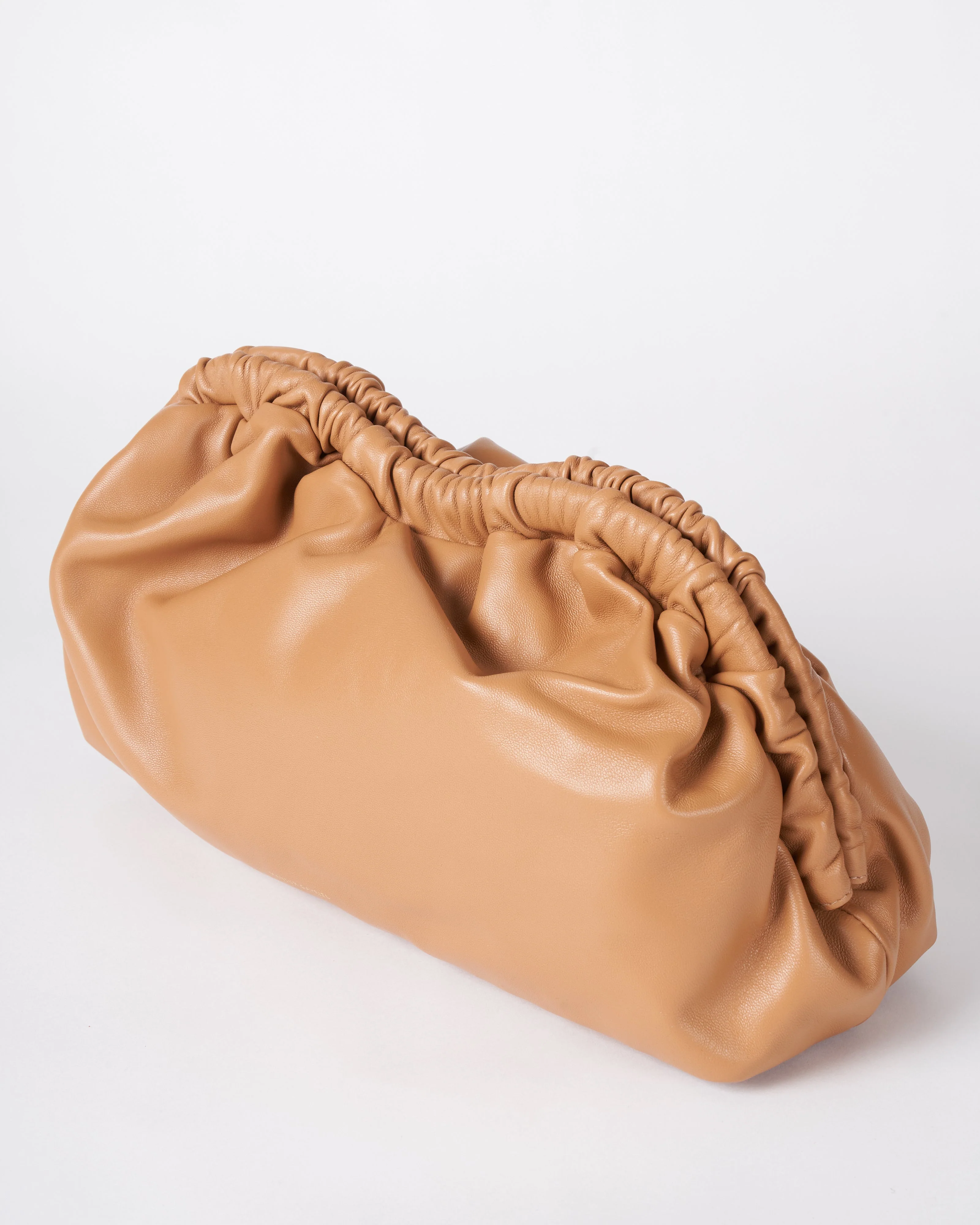 cloud clutch - caramel - Image 4