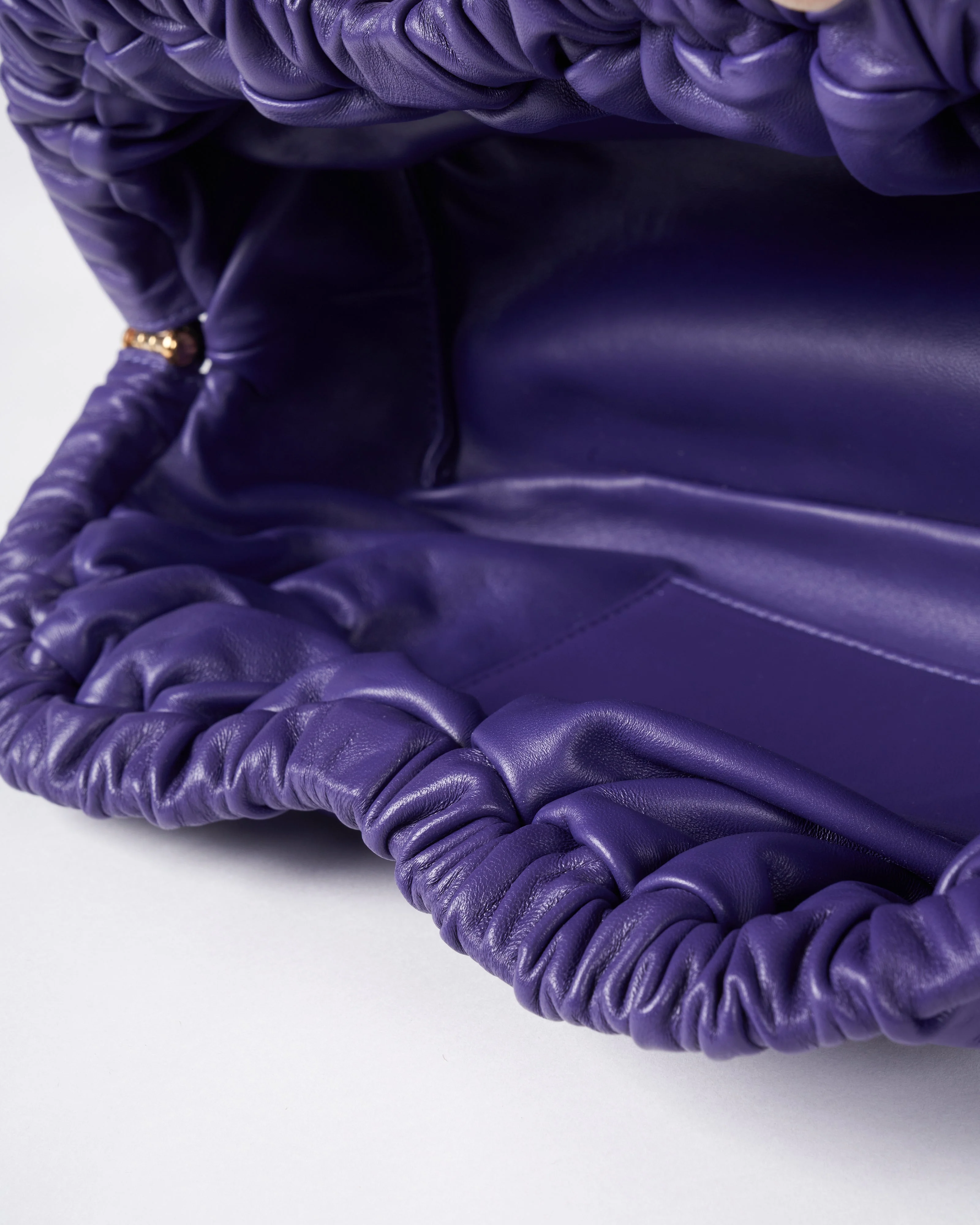cloud clutch - viola - Image 5