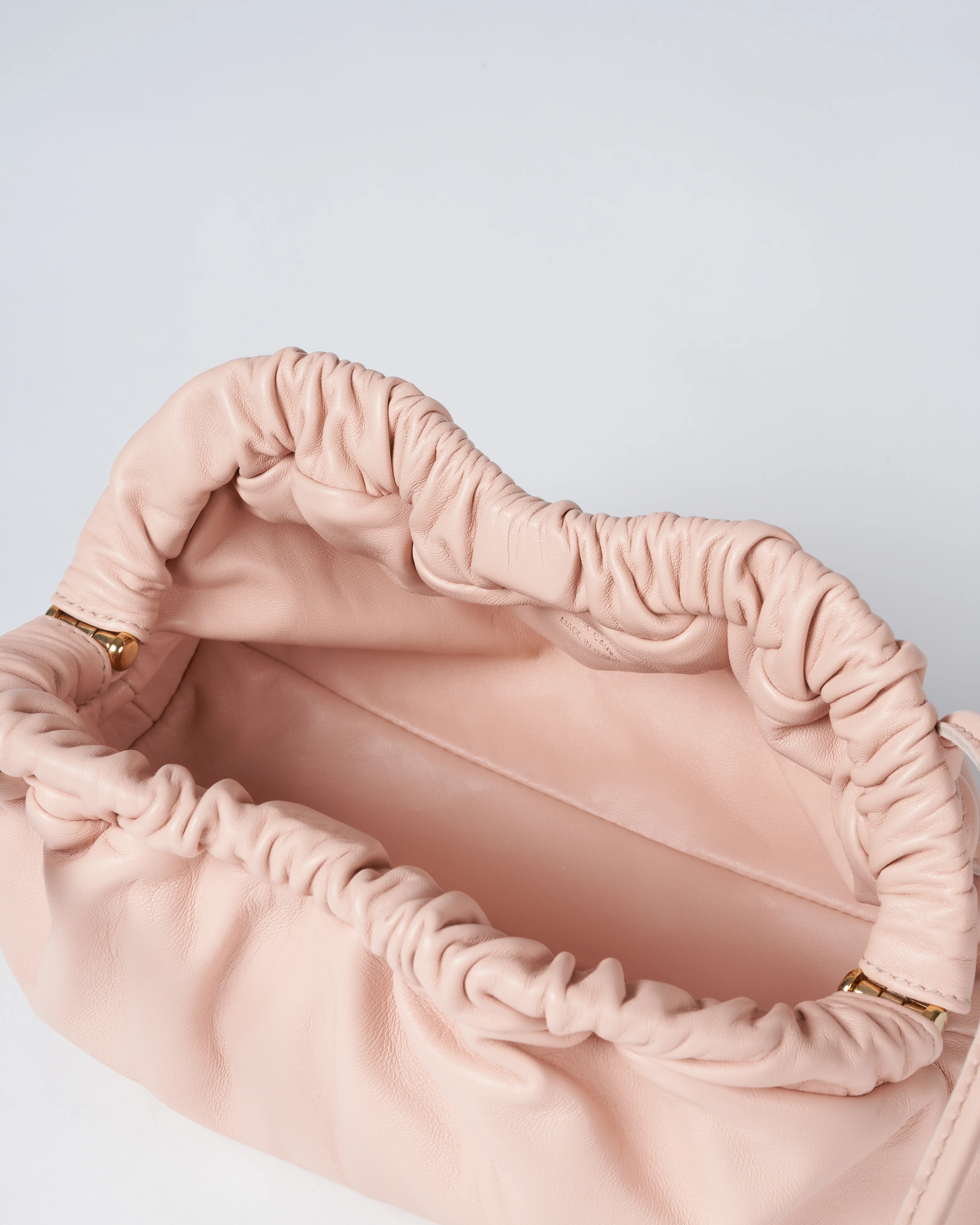 mini cloud clutch - puff - Image 5
