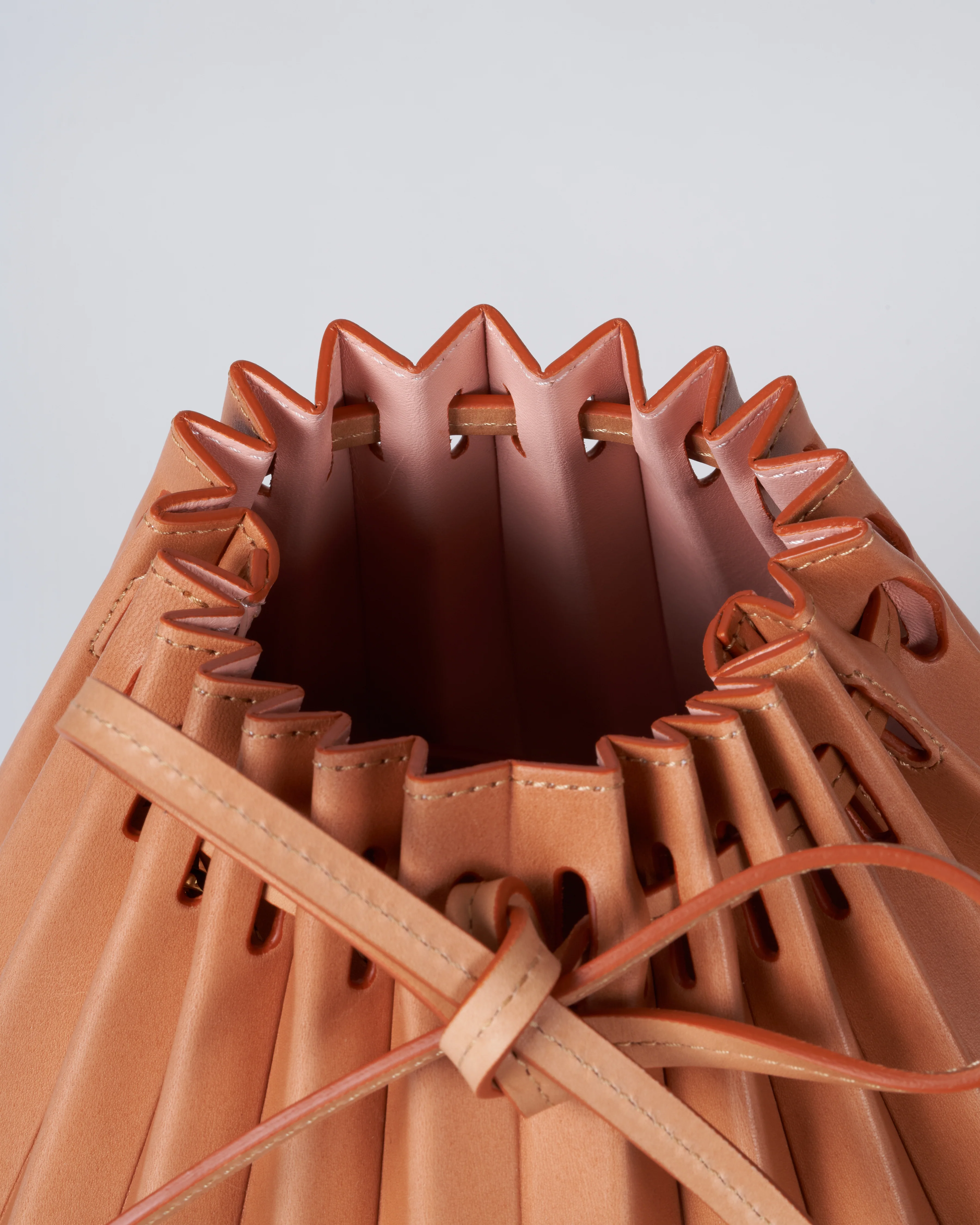 pleated bucket bag - cammello/rosa - Image 7