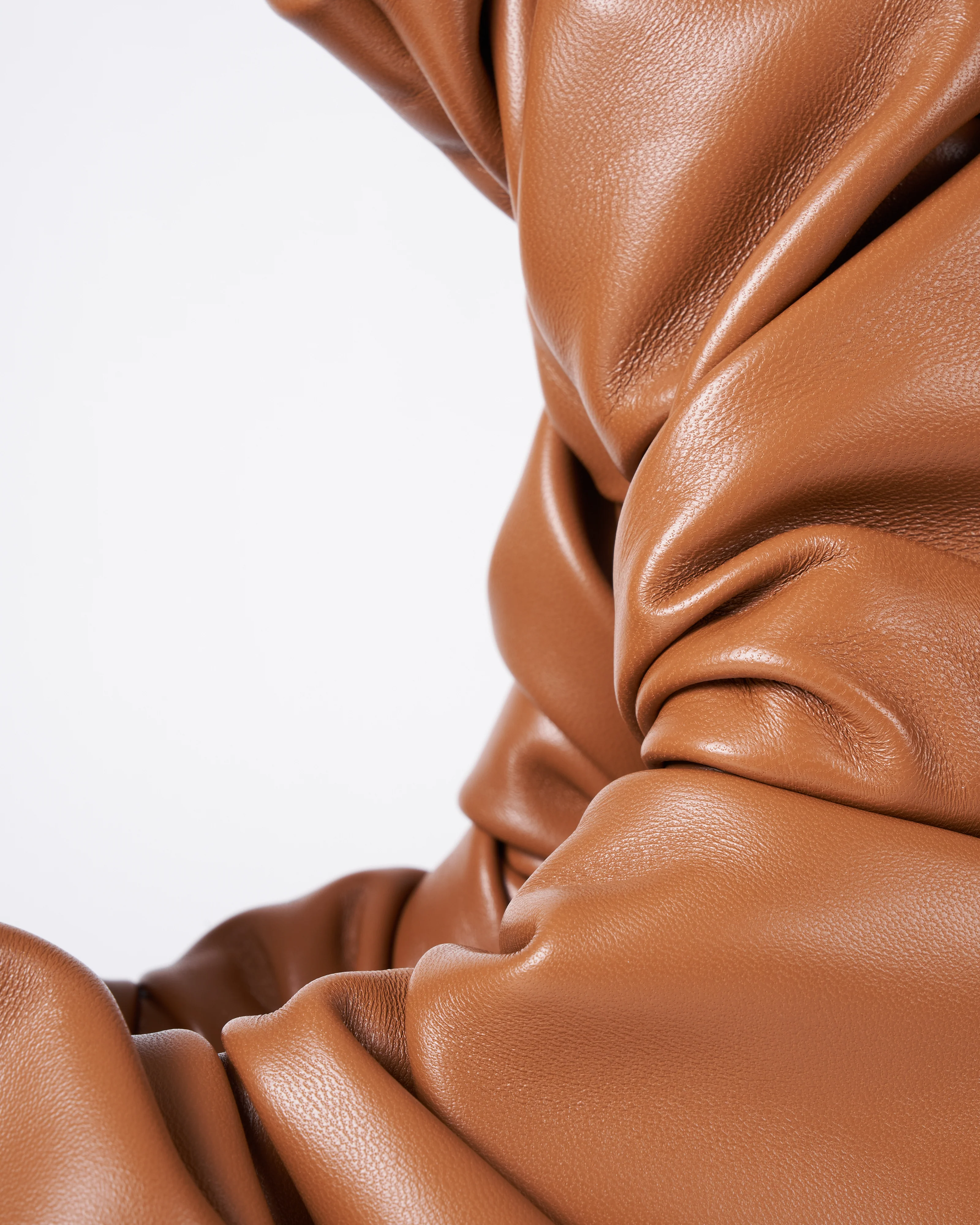 scrunchie bag - camel - Image 3