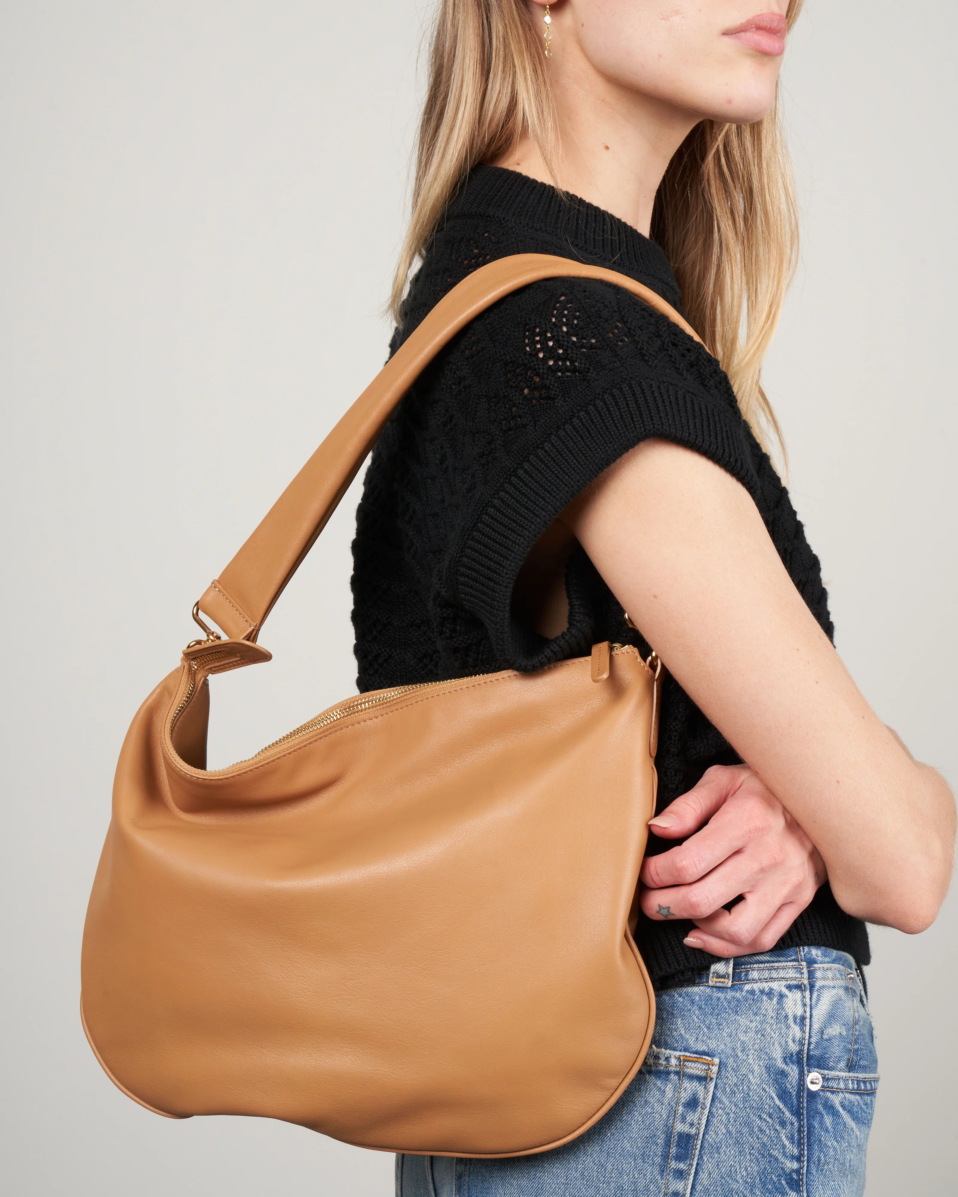 swing shoulder bag - caramel - Image 4
