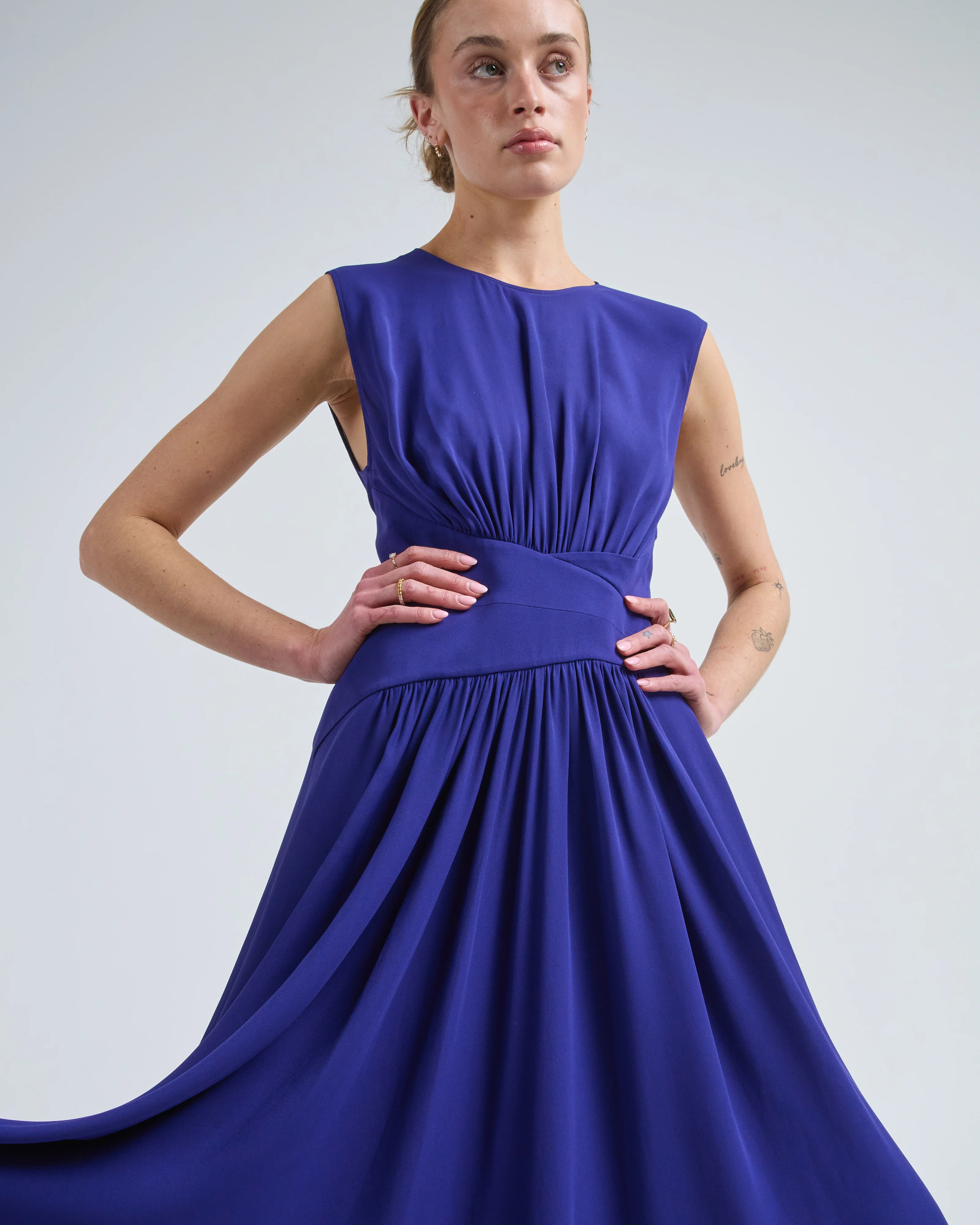 dress - Image 5