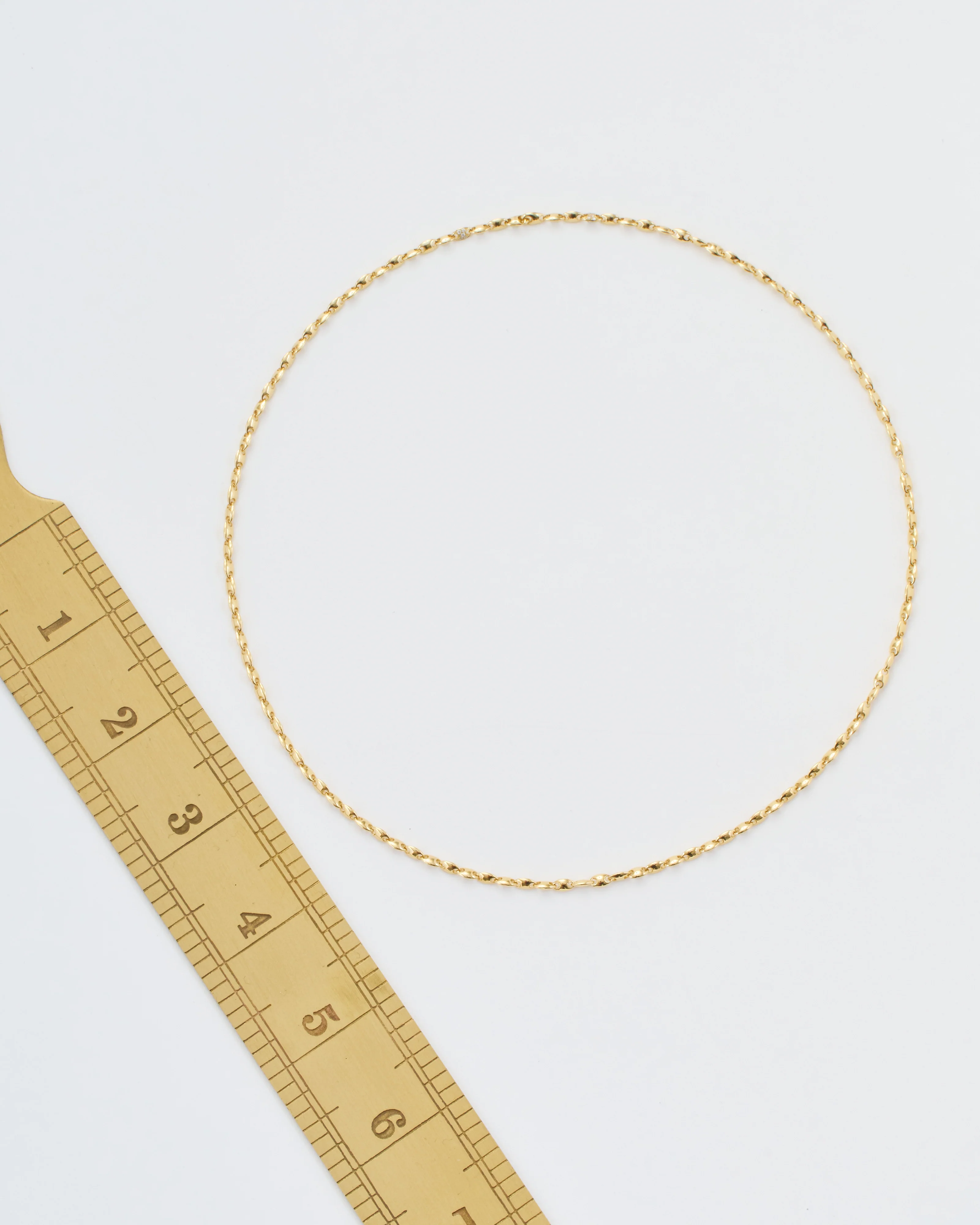 neo 3mm necklace in yellow gold and white diamonds detail - Image 5