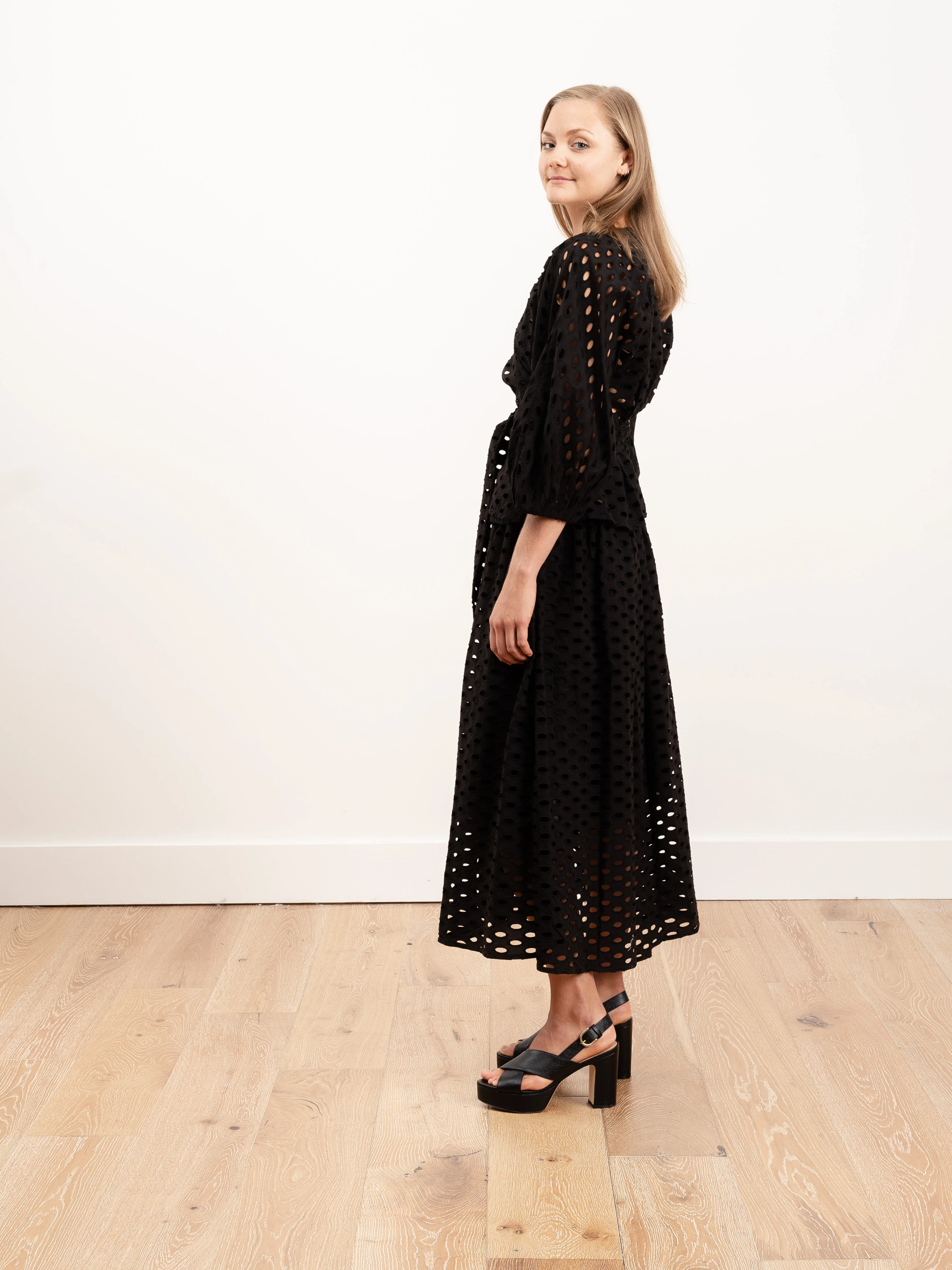eyelet wrap top - Image 2