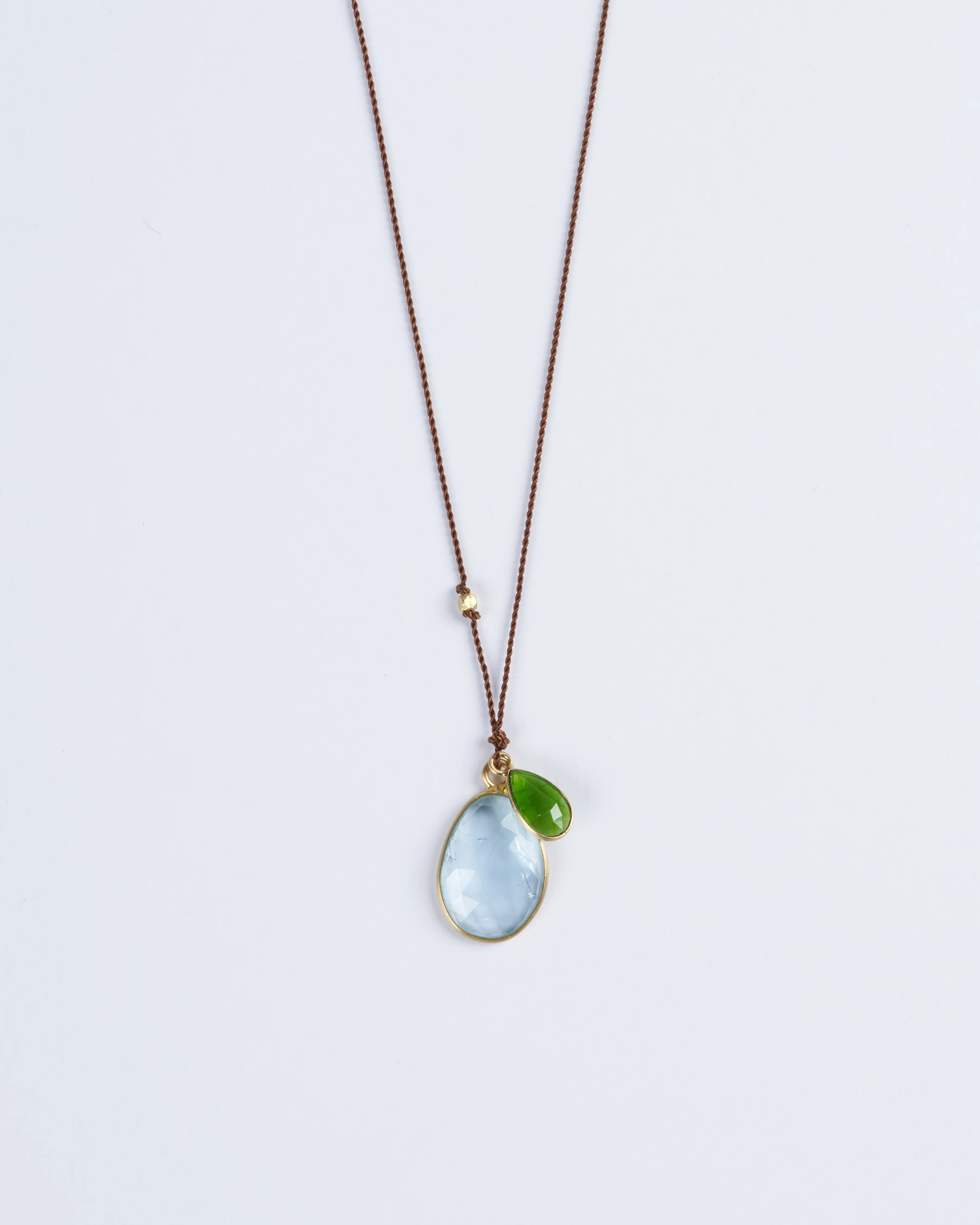 aquamarine & chromdiopside 18k - aquamarine
