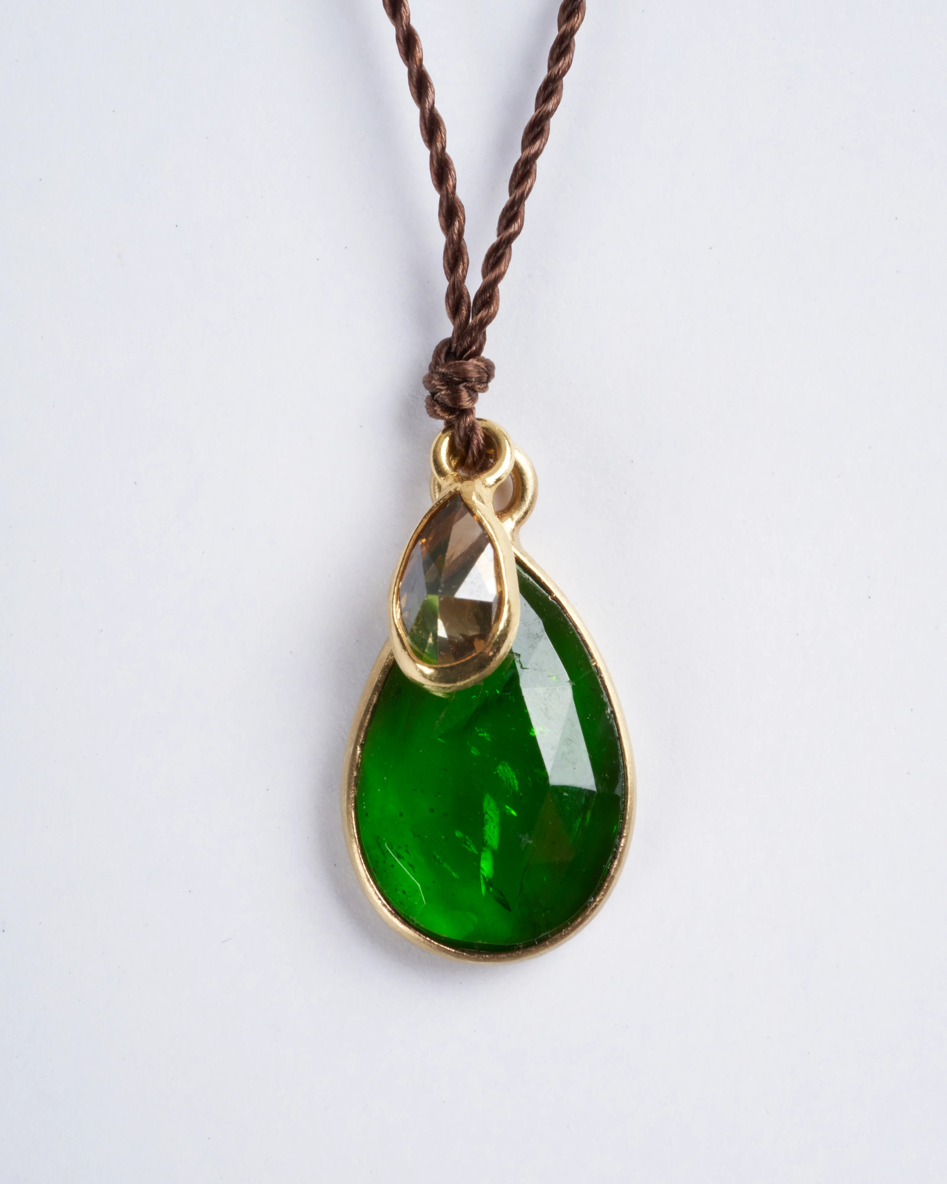 chrome diopside with diamond 18k yg - green - Image 3