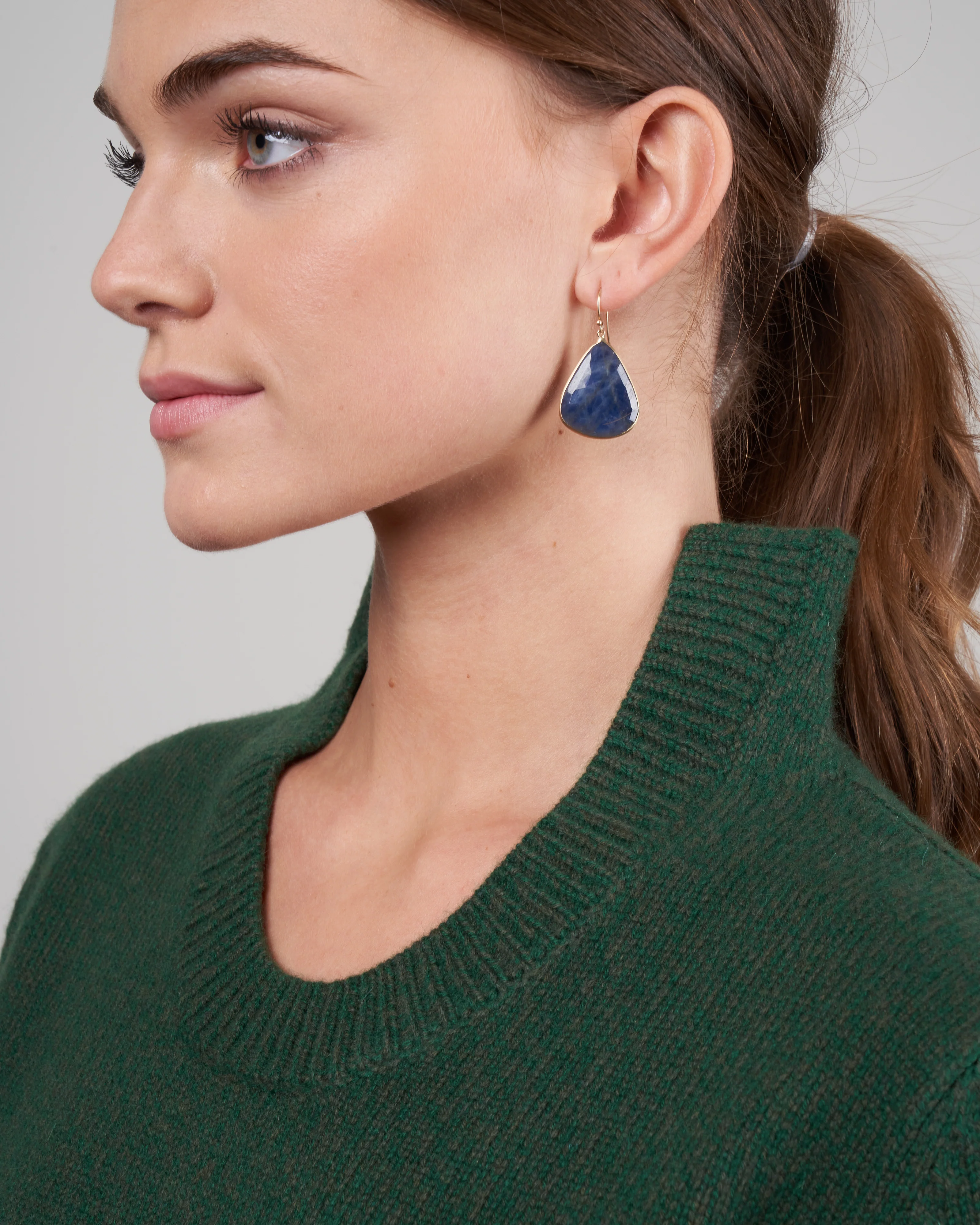 dark blue sapphire 14k yellow gold - Image 2