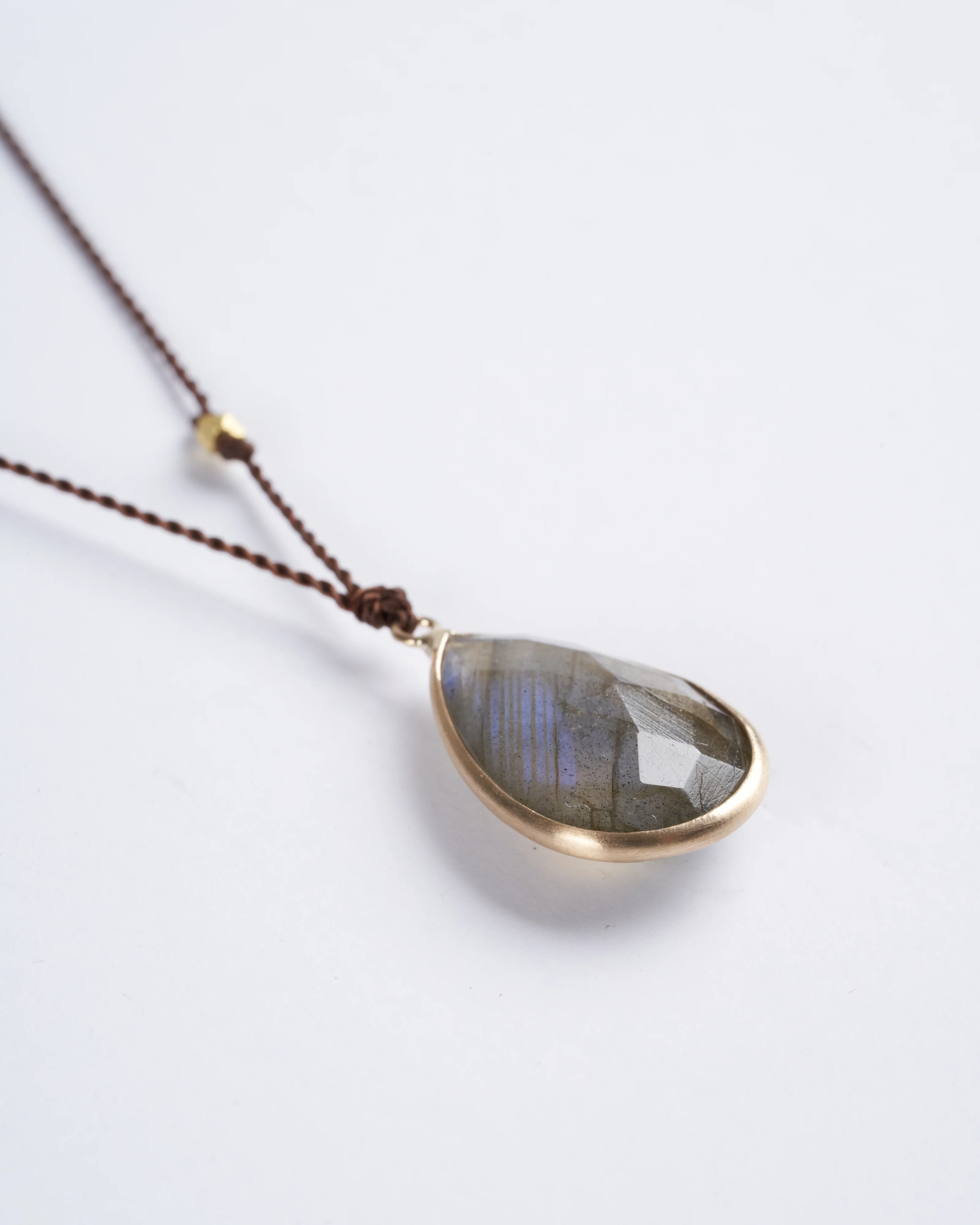 labradorite 14k yg - blue - Image 2