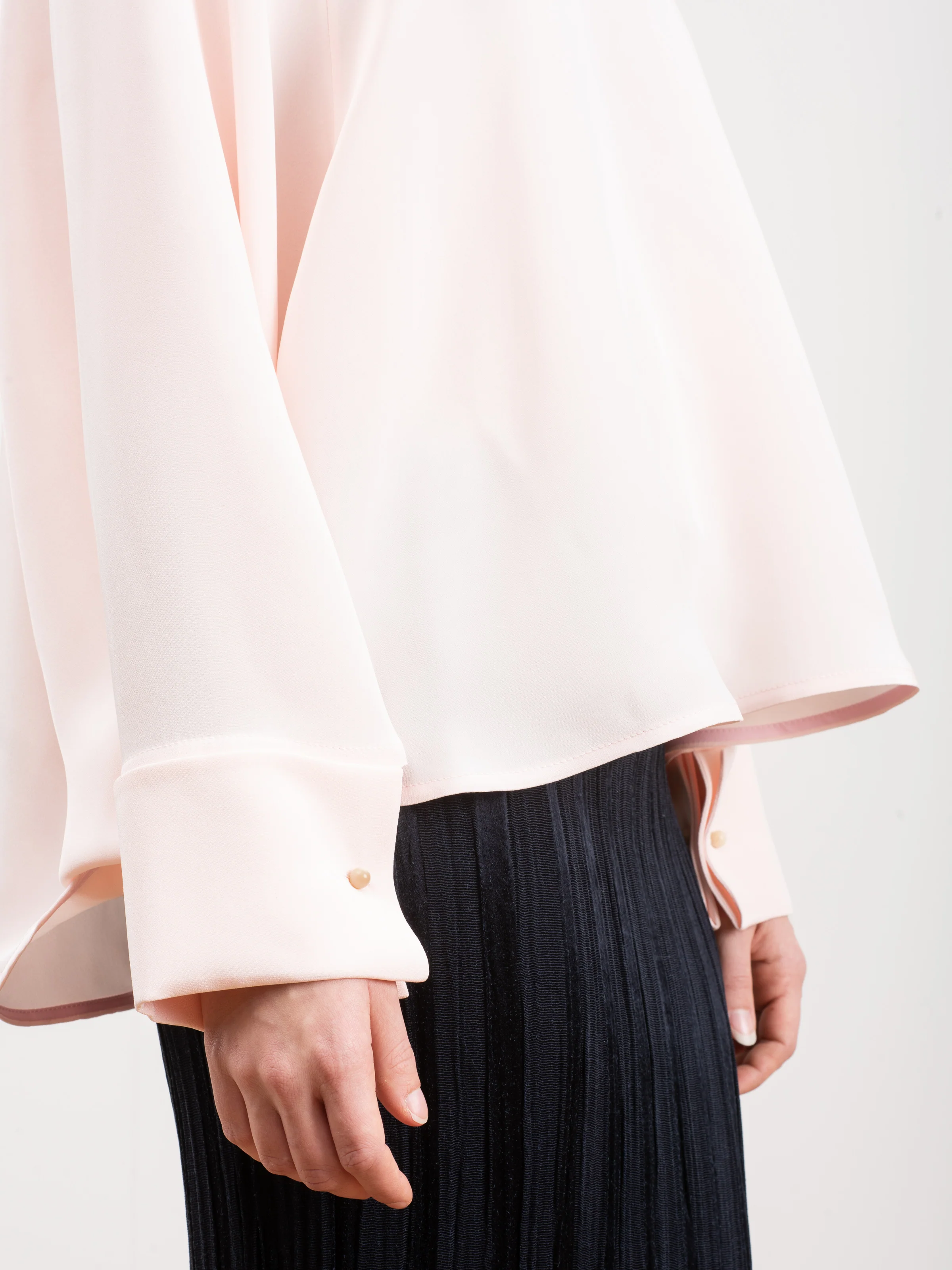 silk cape sleeve top - Image 7