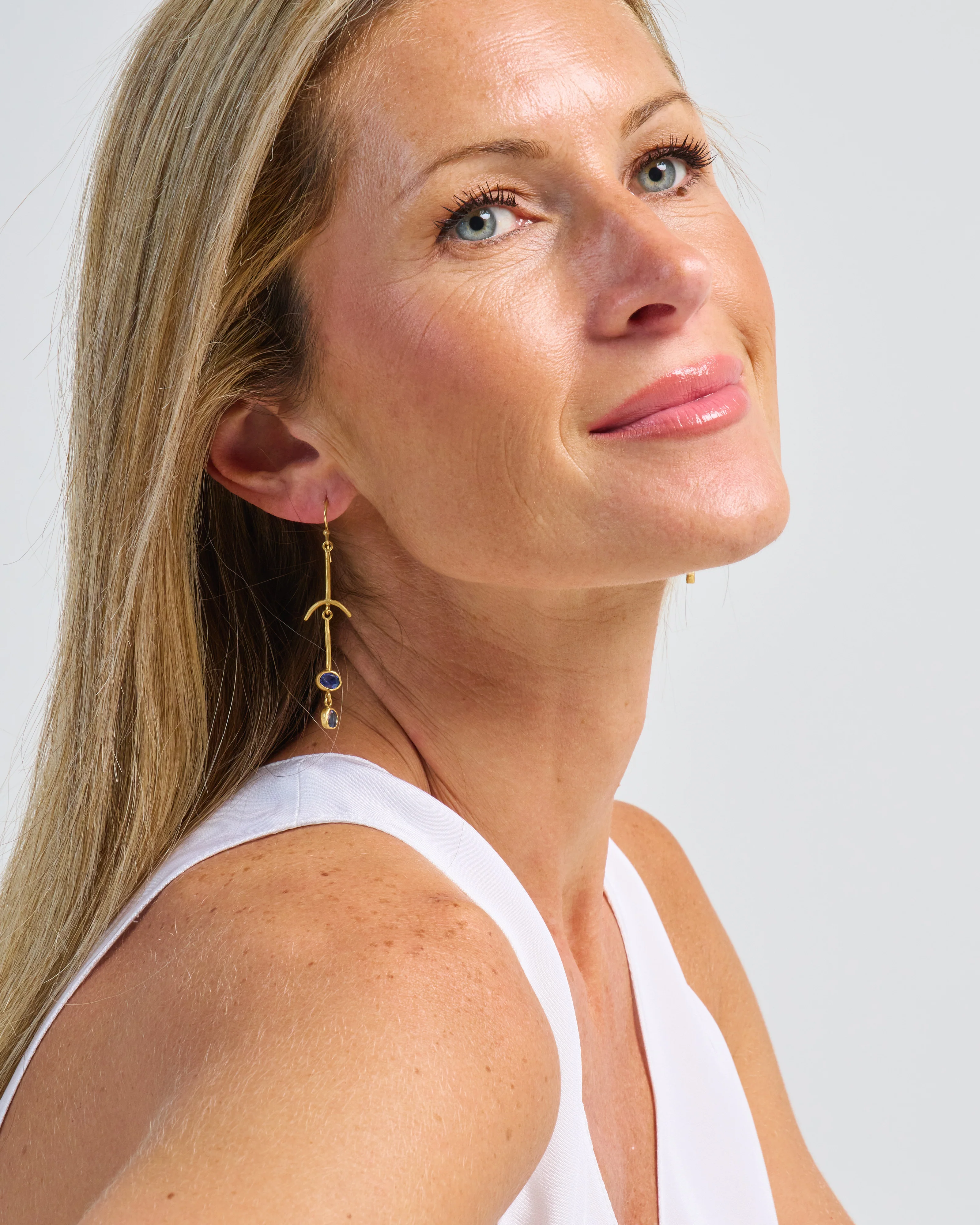 blue sapphire drop bone earrings - Image 2