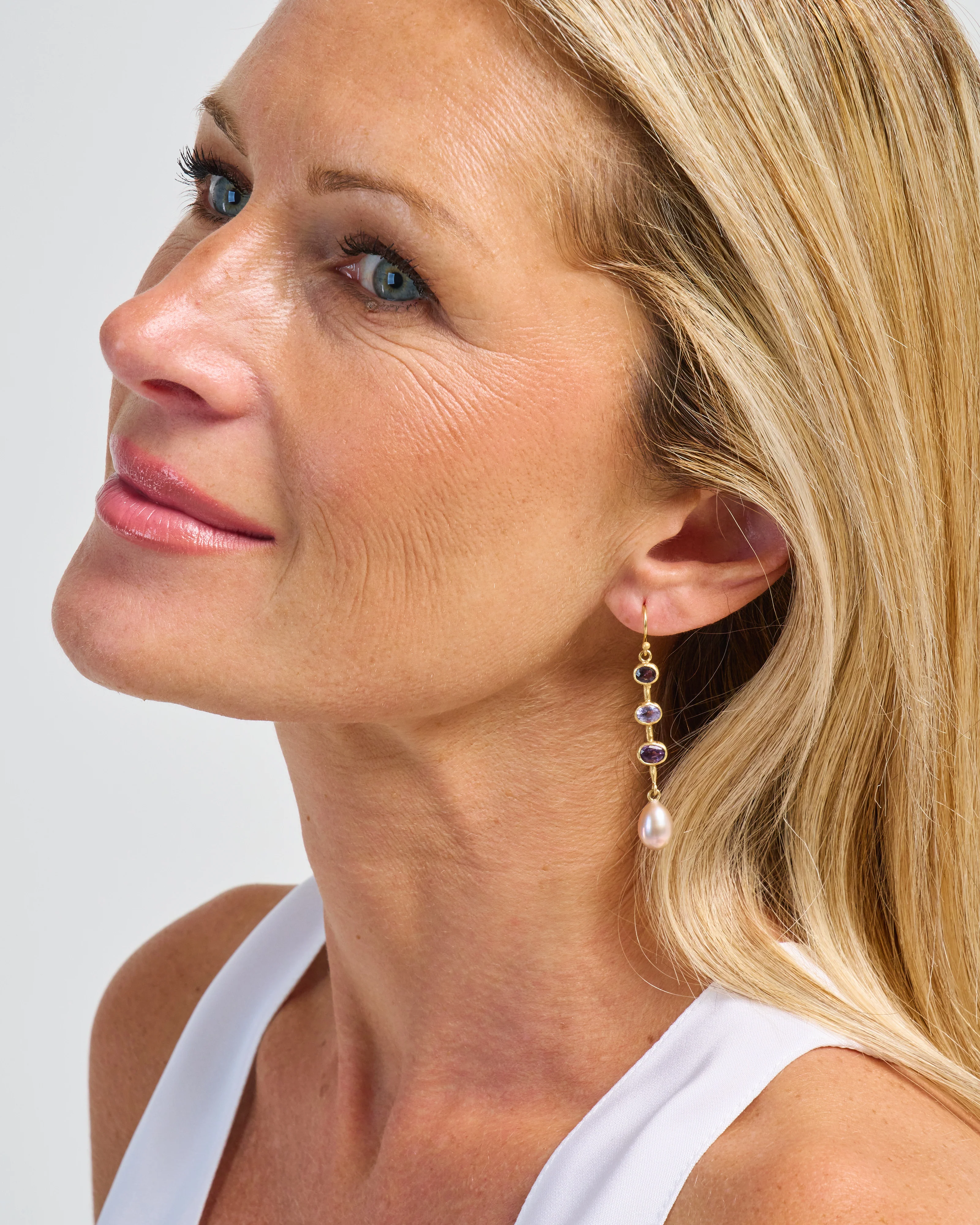 spinel and pearl stick earrings - Image 8