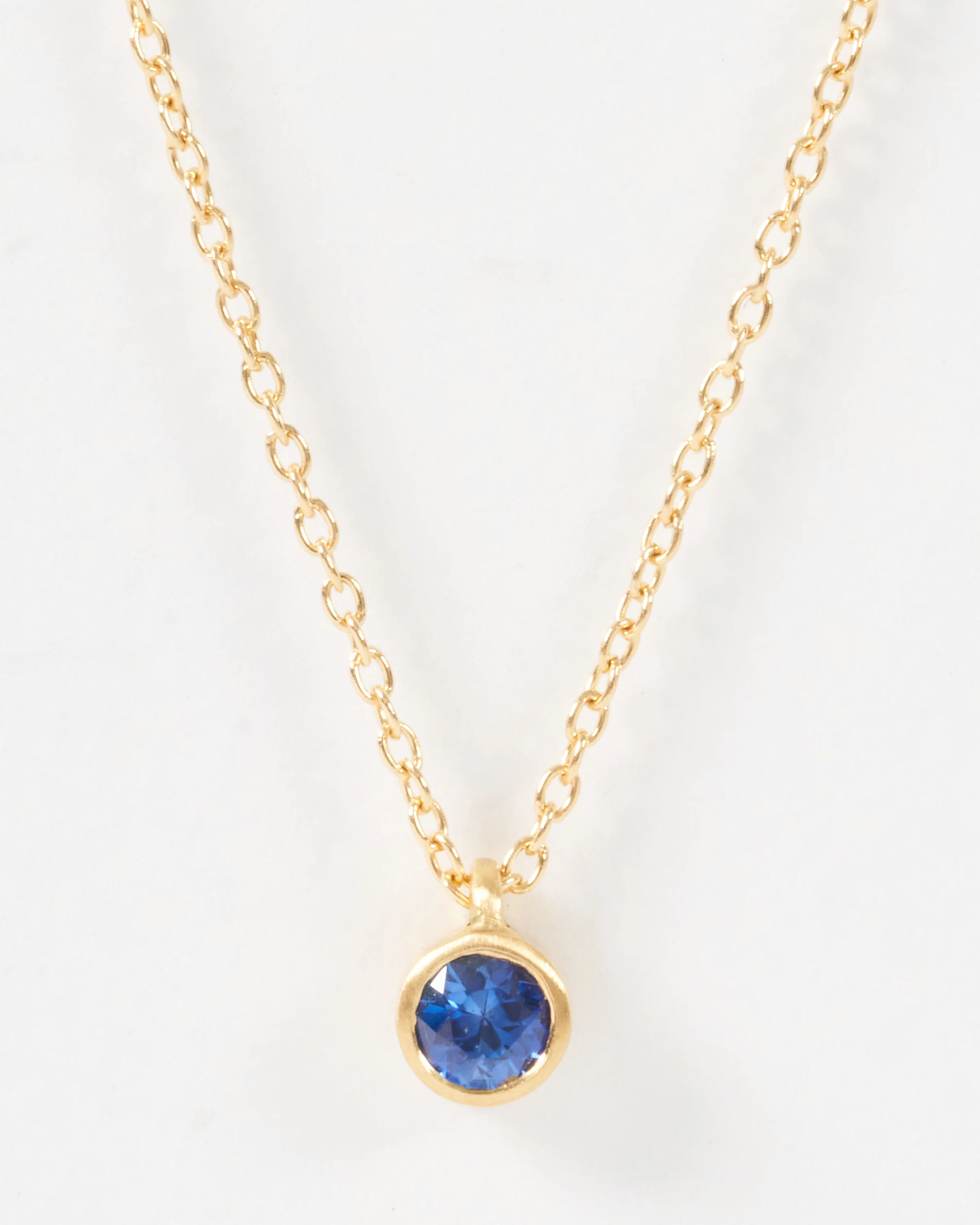 3mm blue sapphire pendant necklace - Image 2