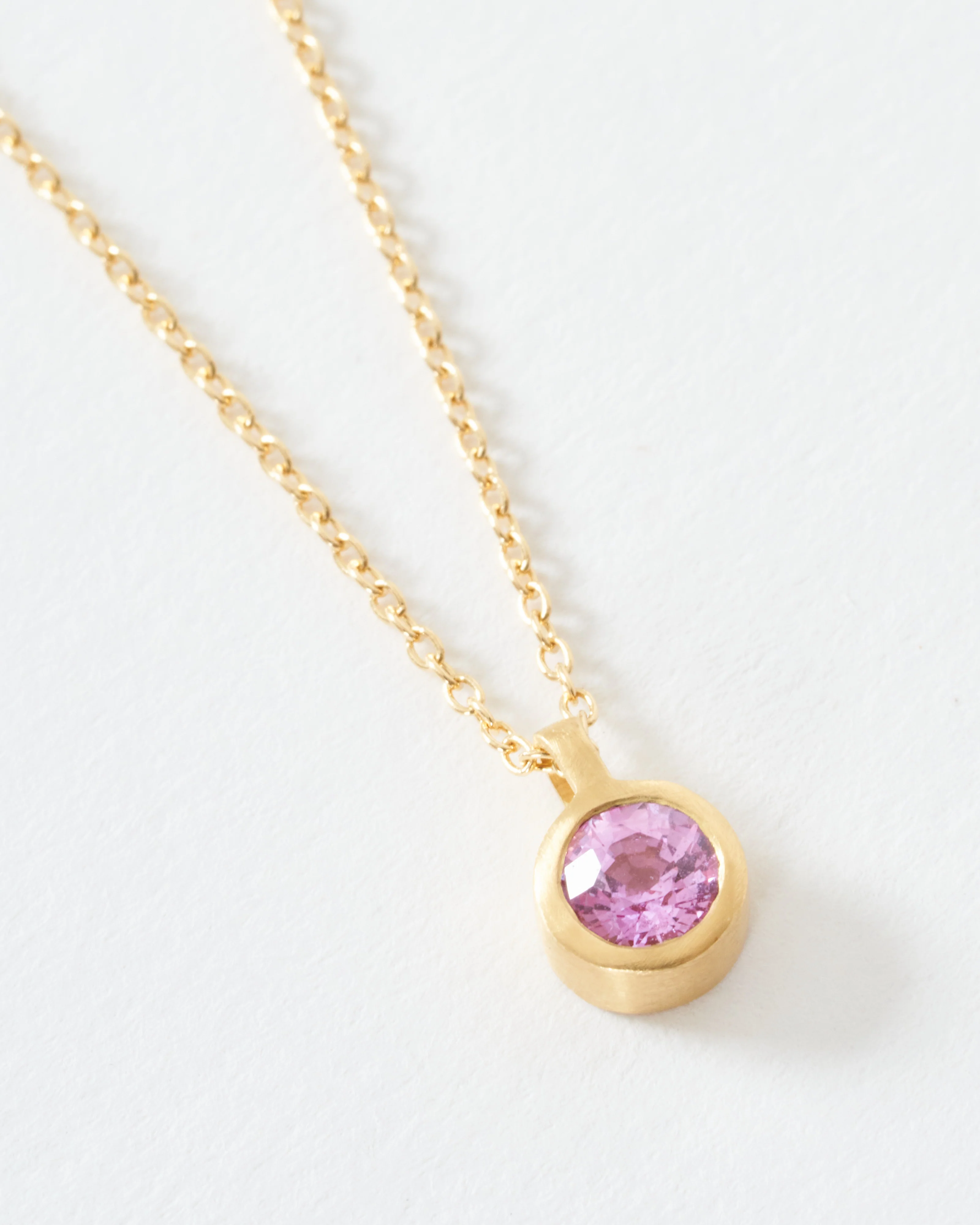 4mm pink sapphire pendant necklace - Image 4