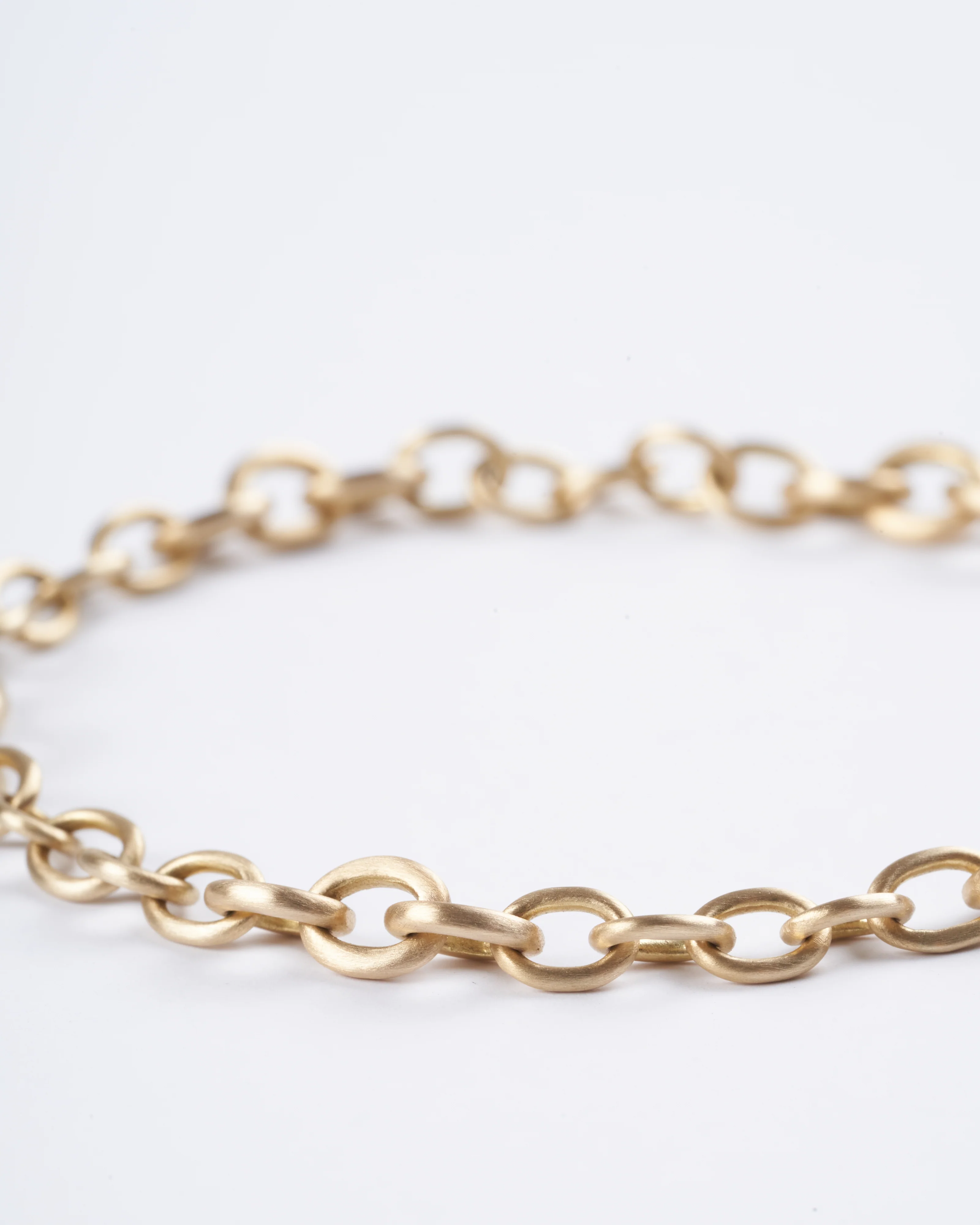 city link extra small bracelet - yellow gold - Image 2