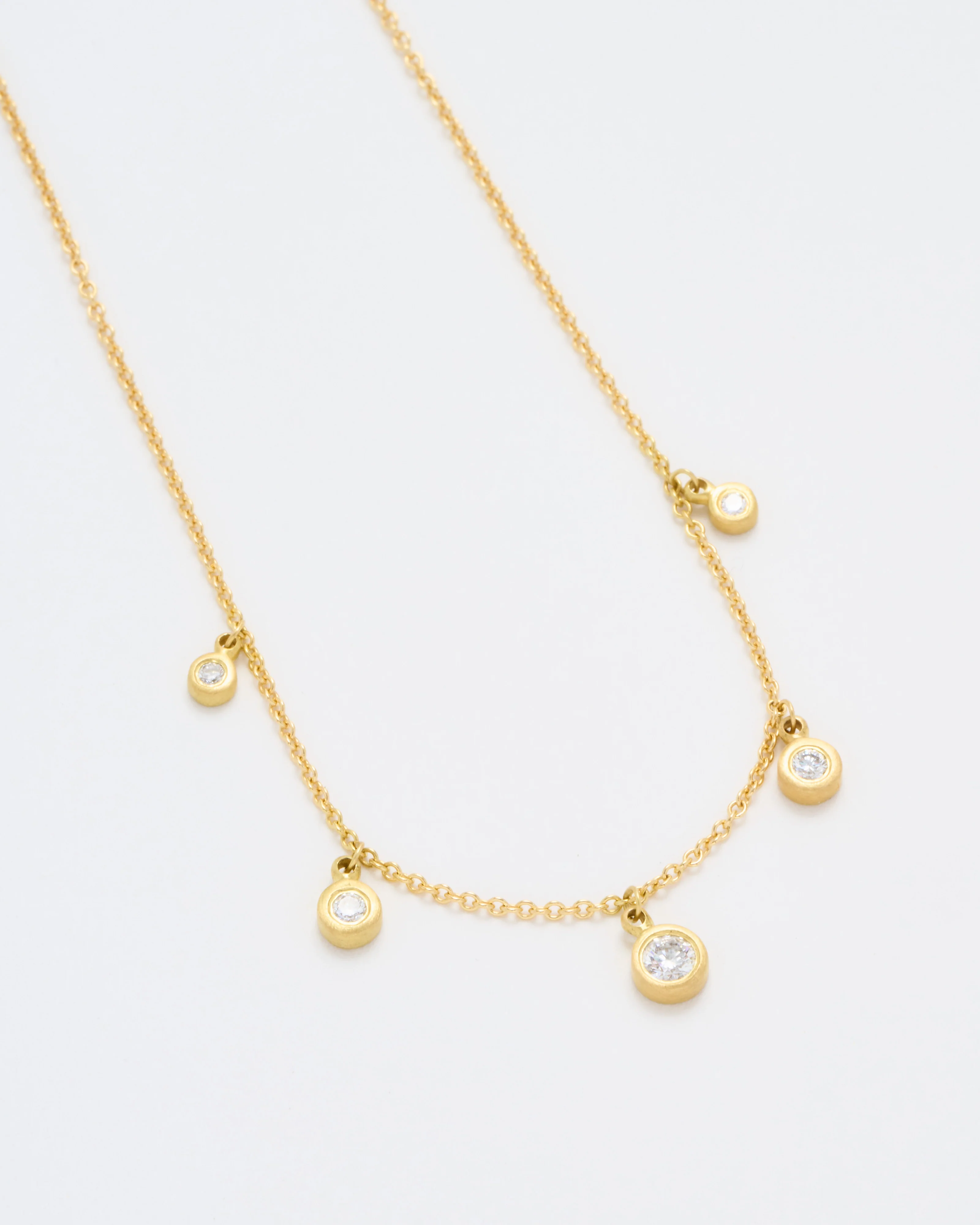 kima necklace w/ graduated diamonds - Image 4