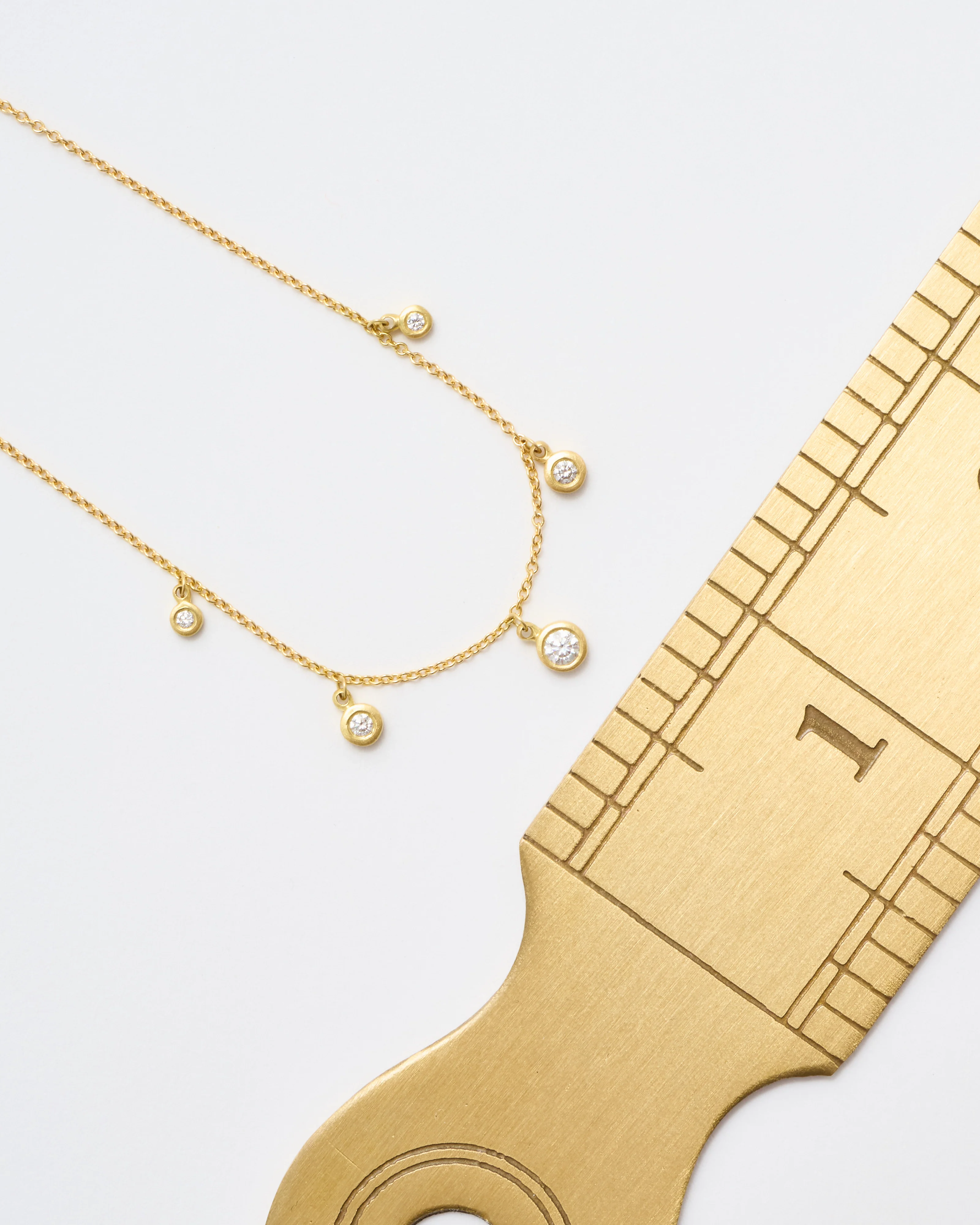 kima necklace w/ graduated diamonds - Image 6