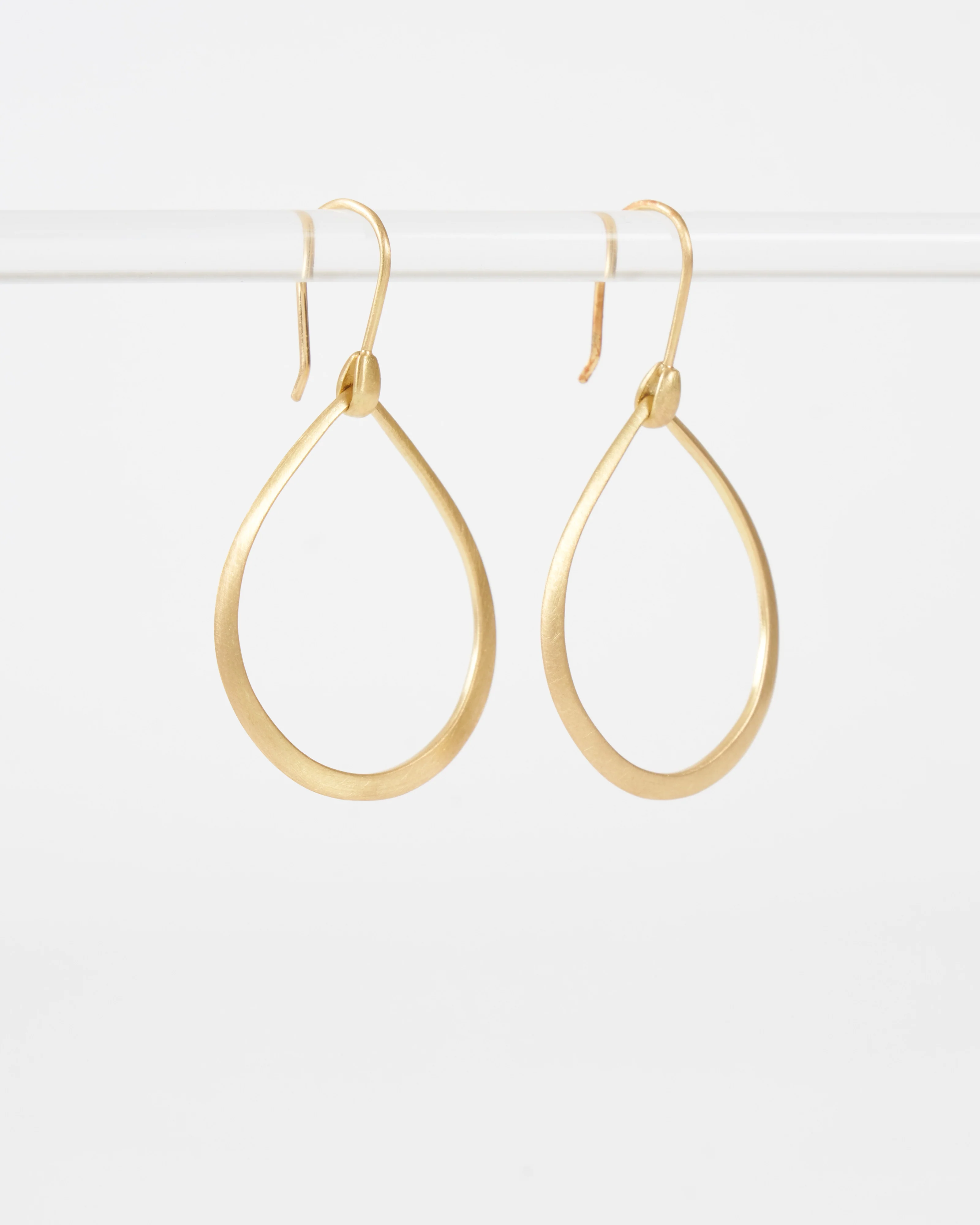 medium dakri hoops - Image 2