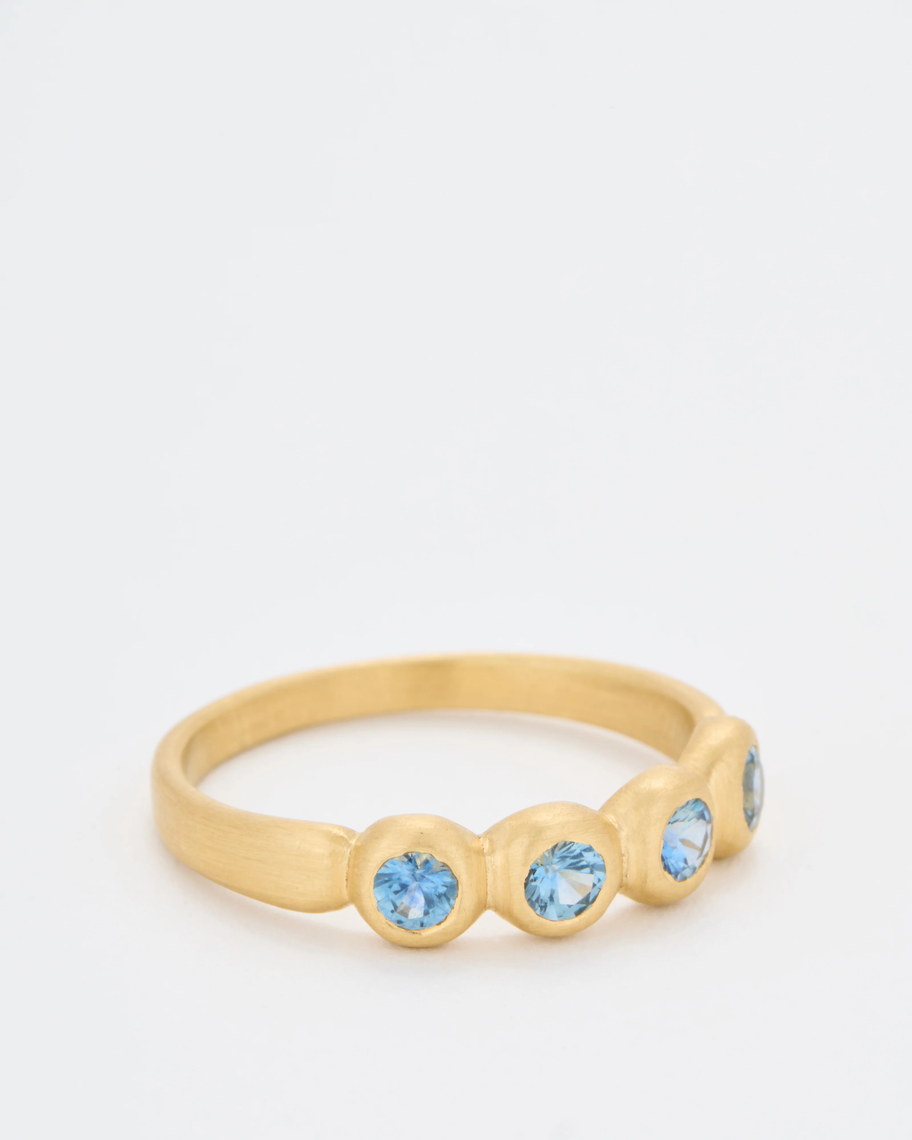 porch skimmer band 3mm montana sapphires - Image 2