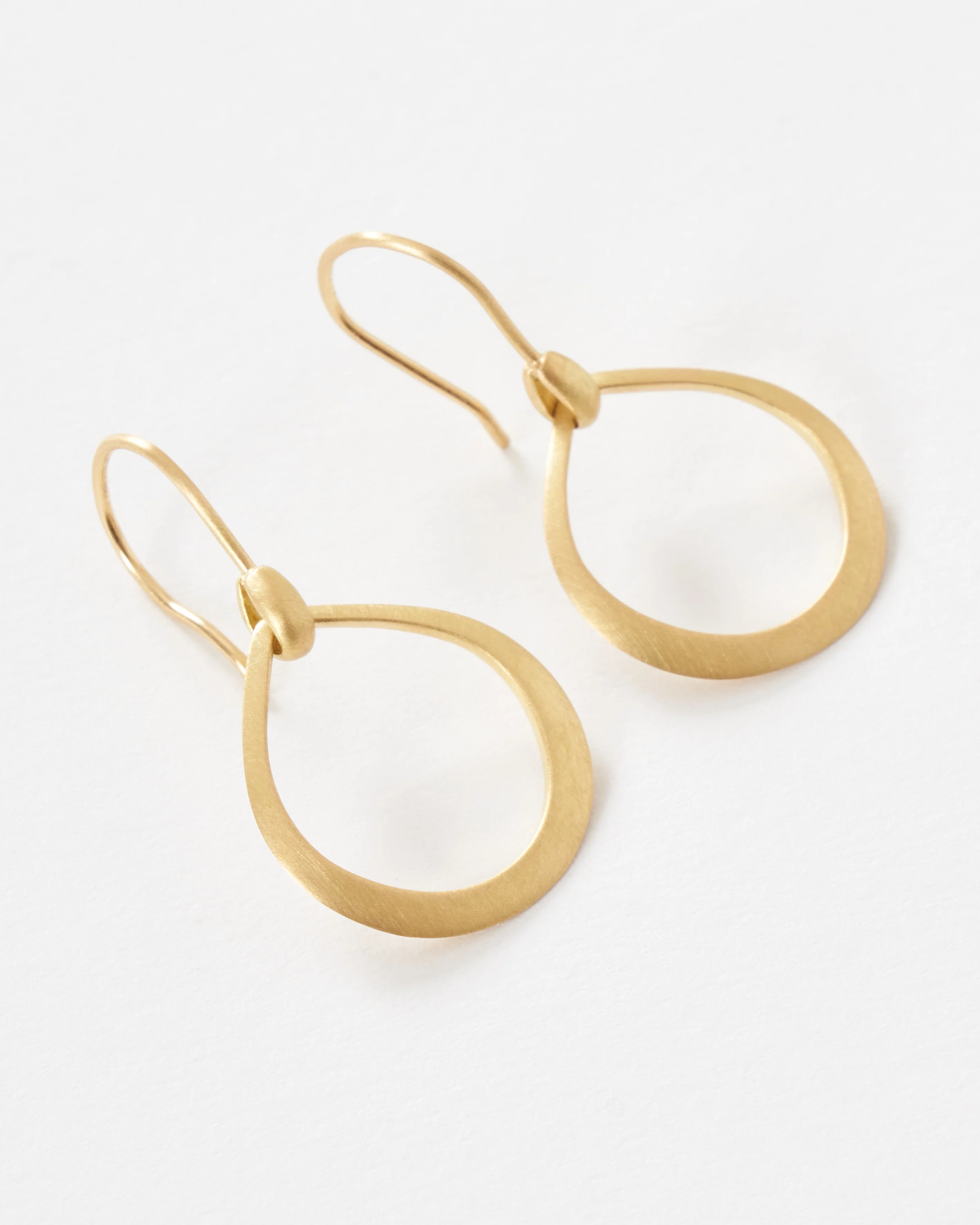 small dakri hoops - Image 4