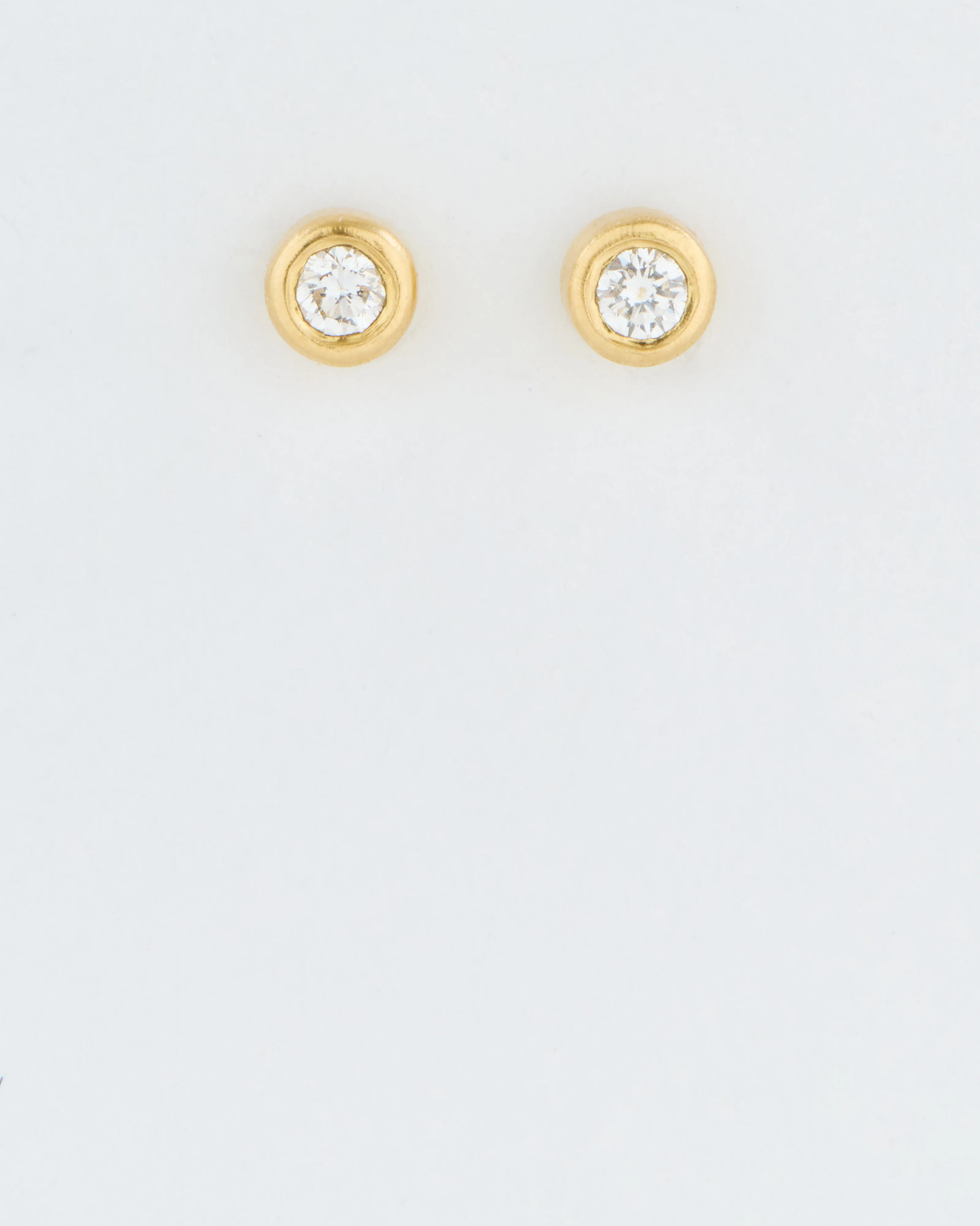 teeny 1pt diamond studs - Image 4
