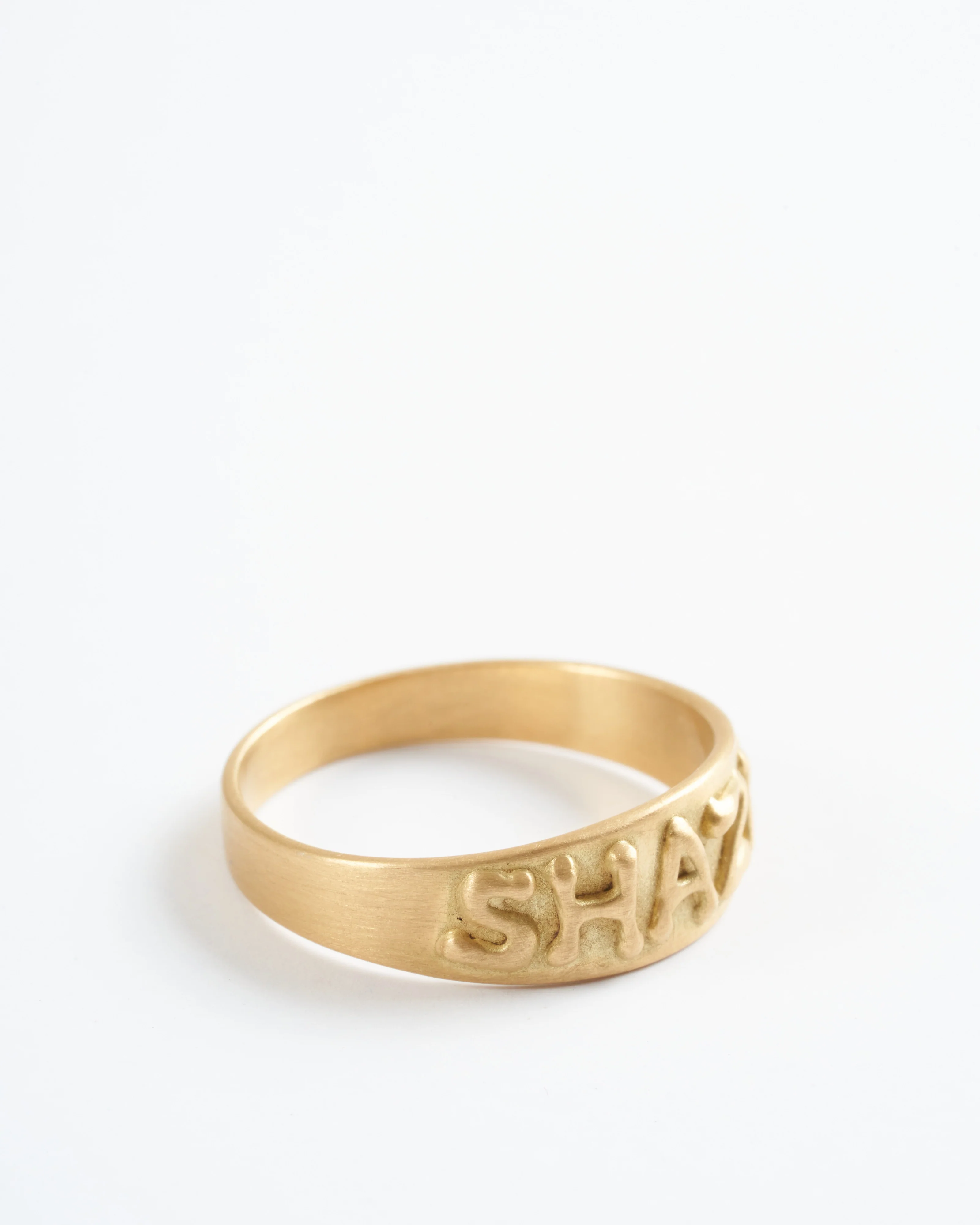 text signet ring - gold - Image 2