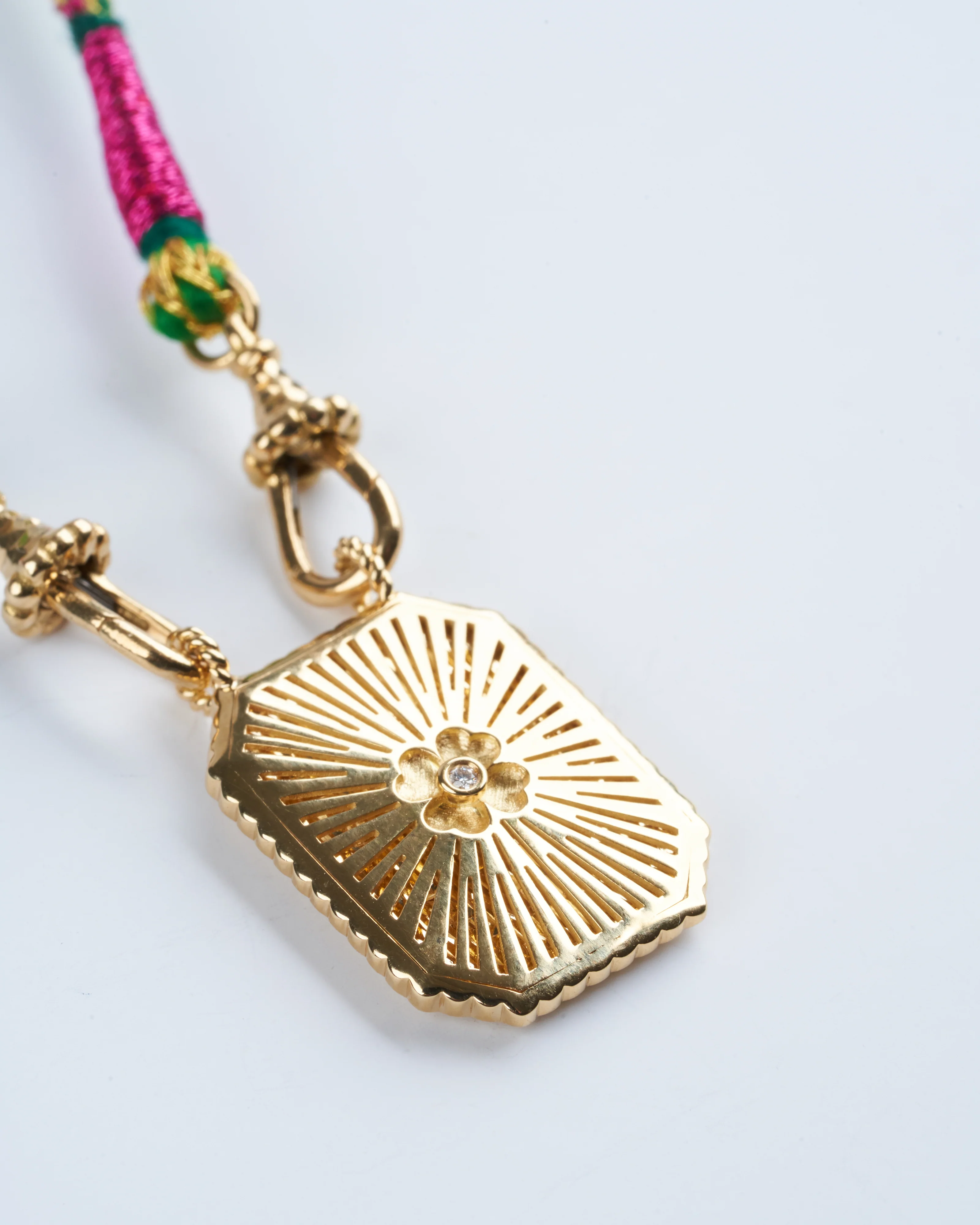 gold mini scapular - gold - Image 2