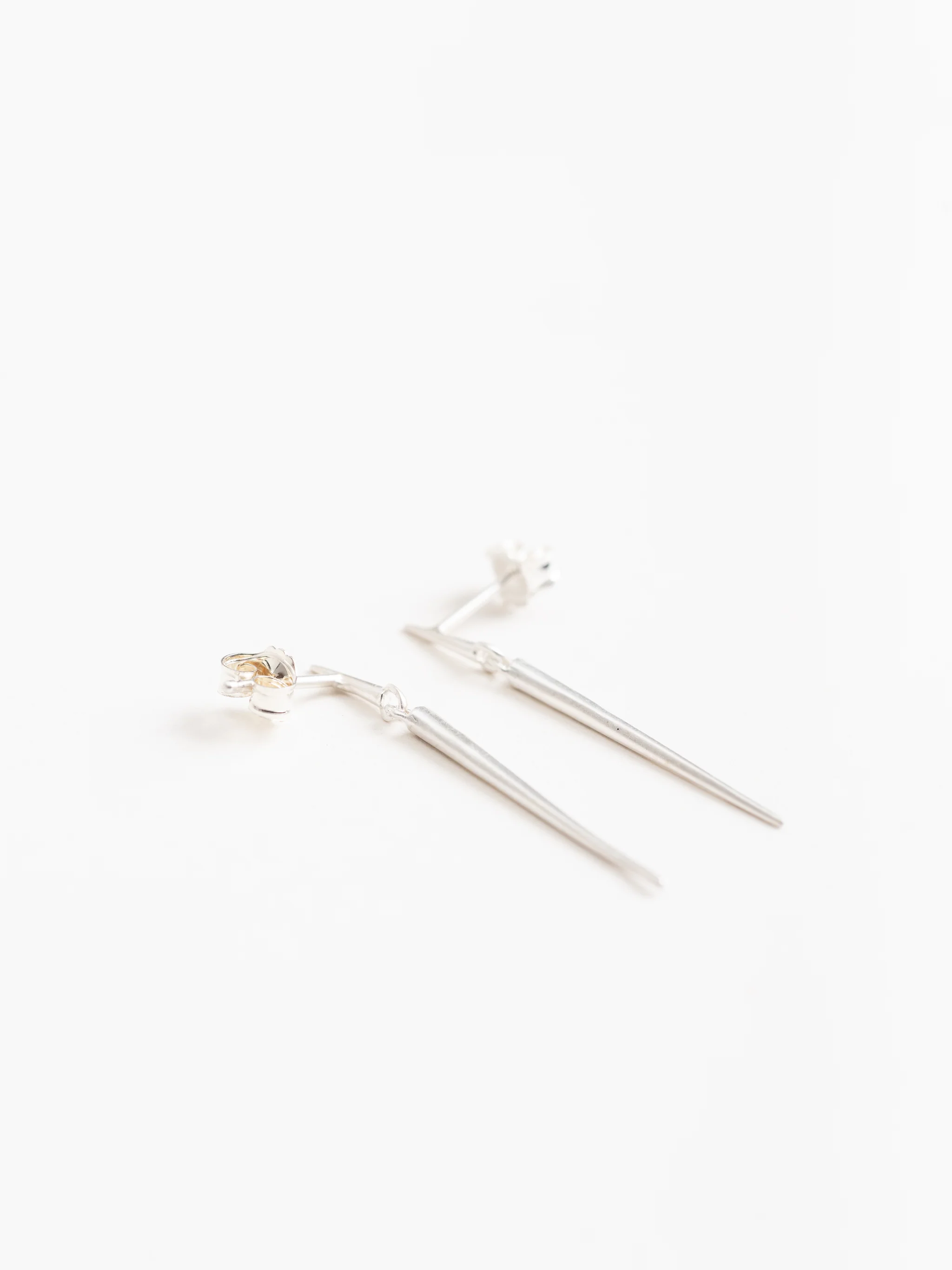 point dangle earrings - sterling silver - Image 2