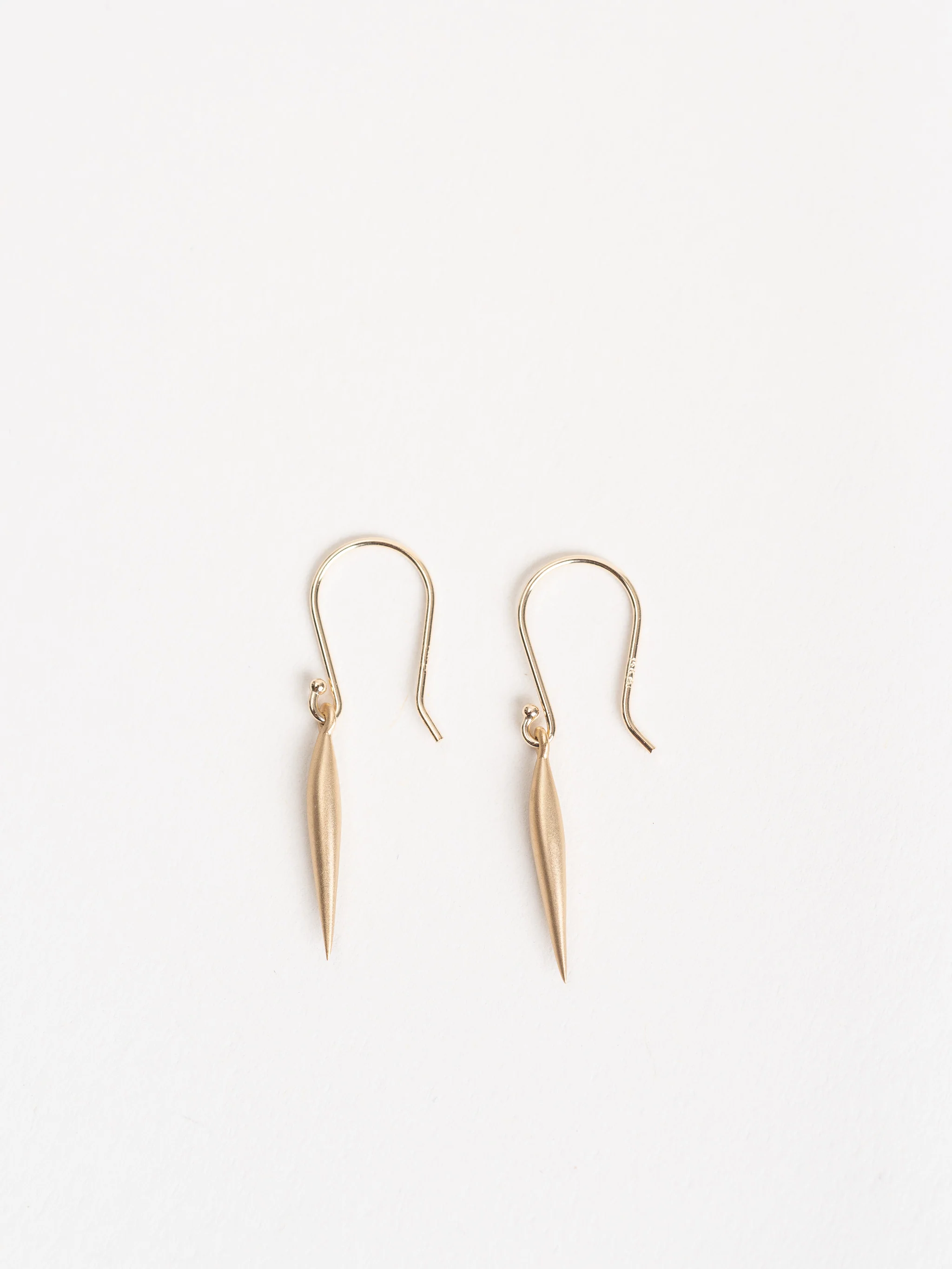 small swell dangle earrings - 14k