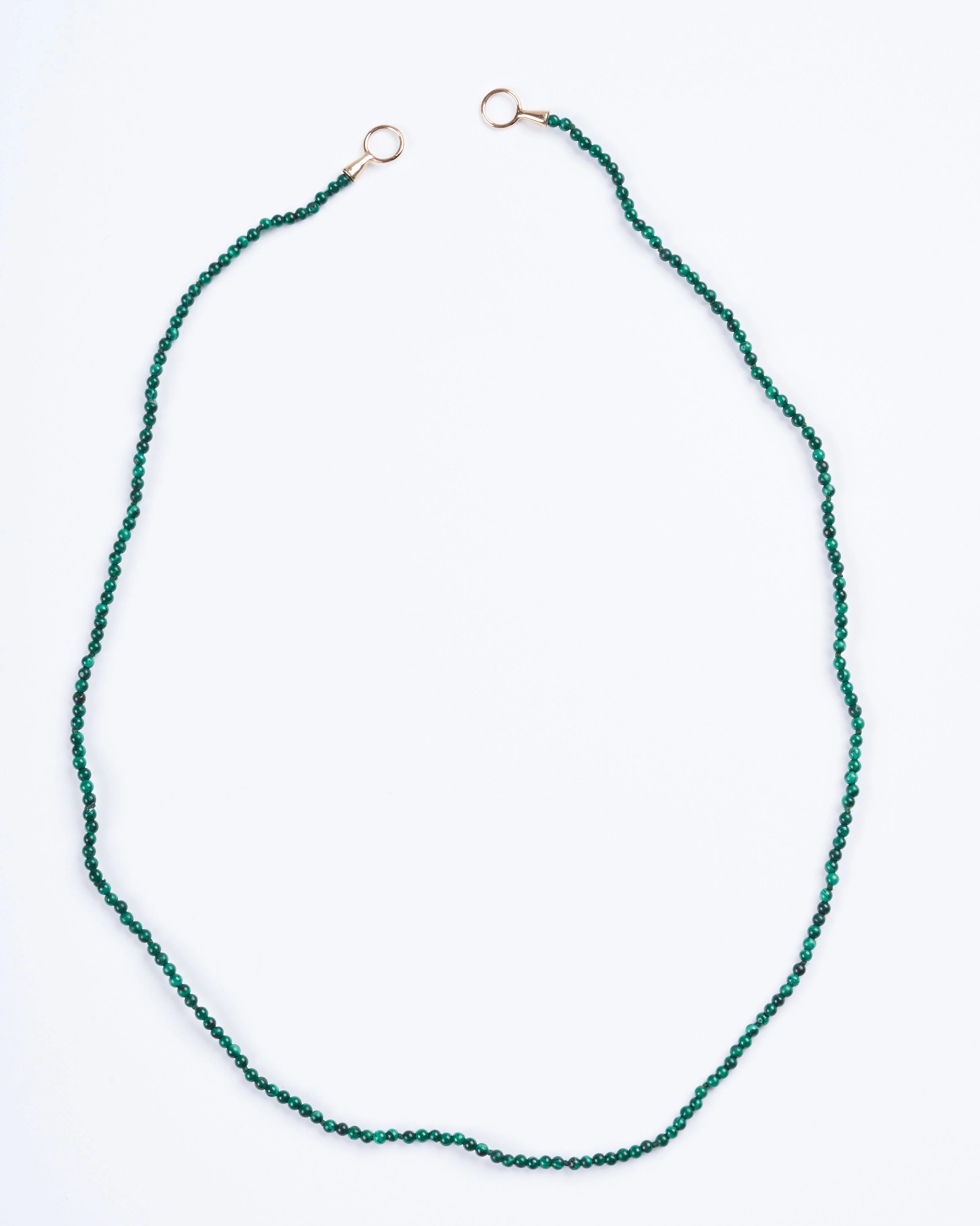 18" malachite itty bitty strand with yellow gold loops - green