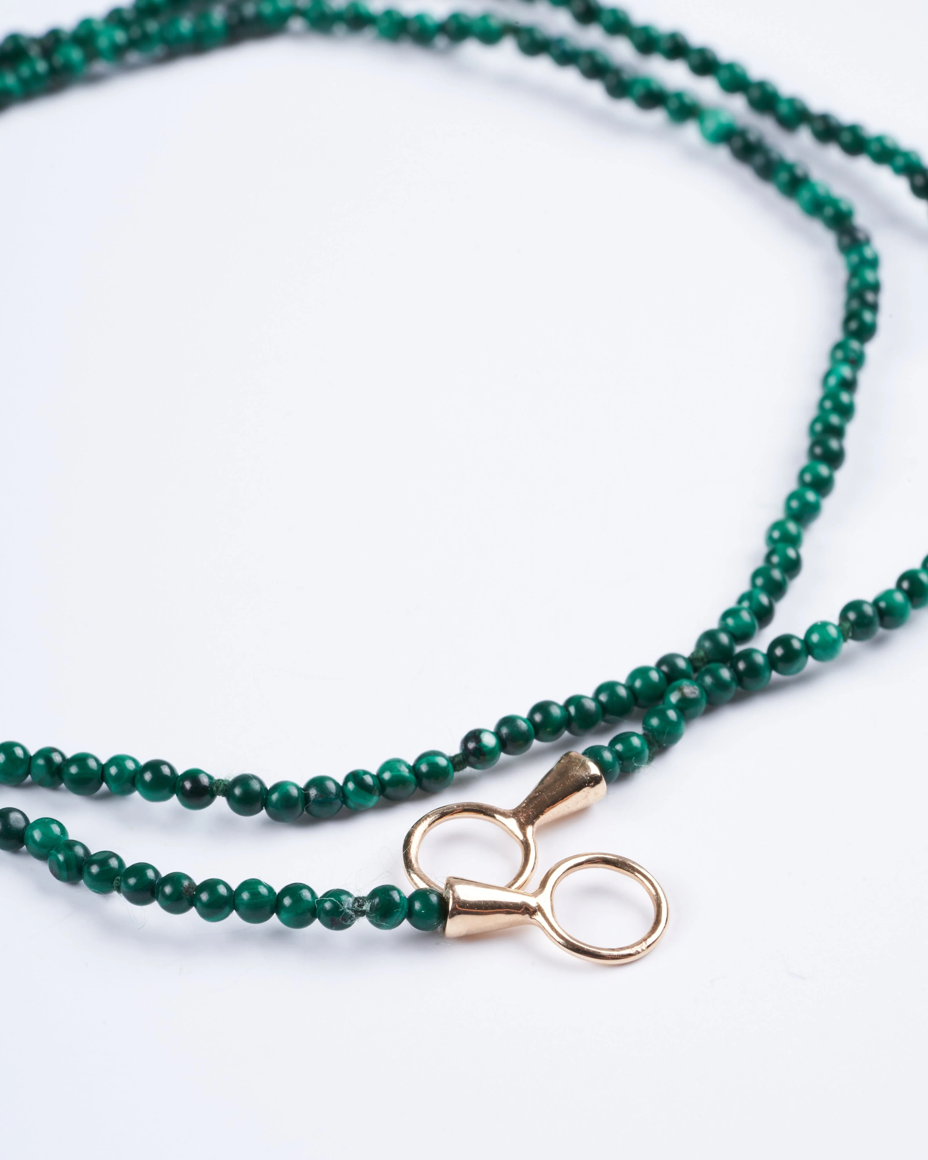 18" malachite itty bitty strand with yellow gold loops - green - Image 3