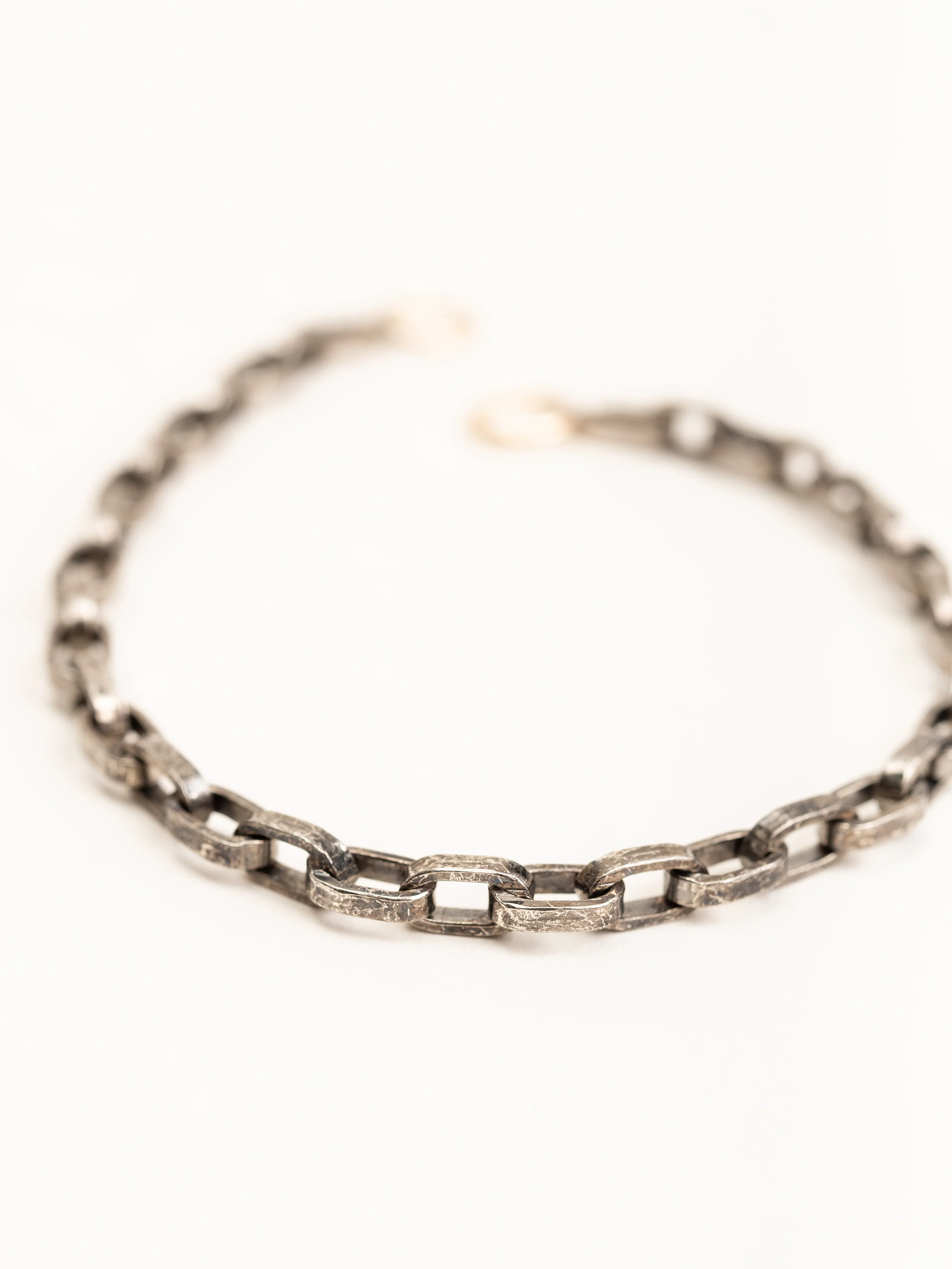 biker chain with yellow gold loops - Image 2