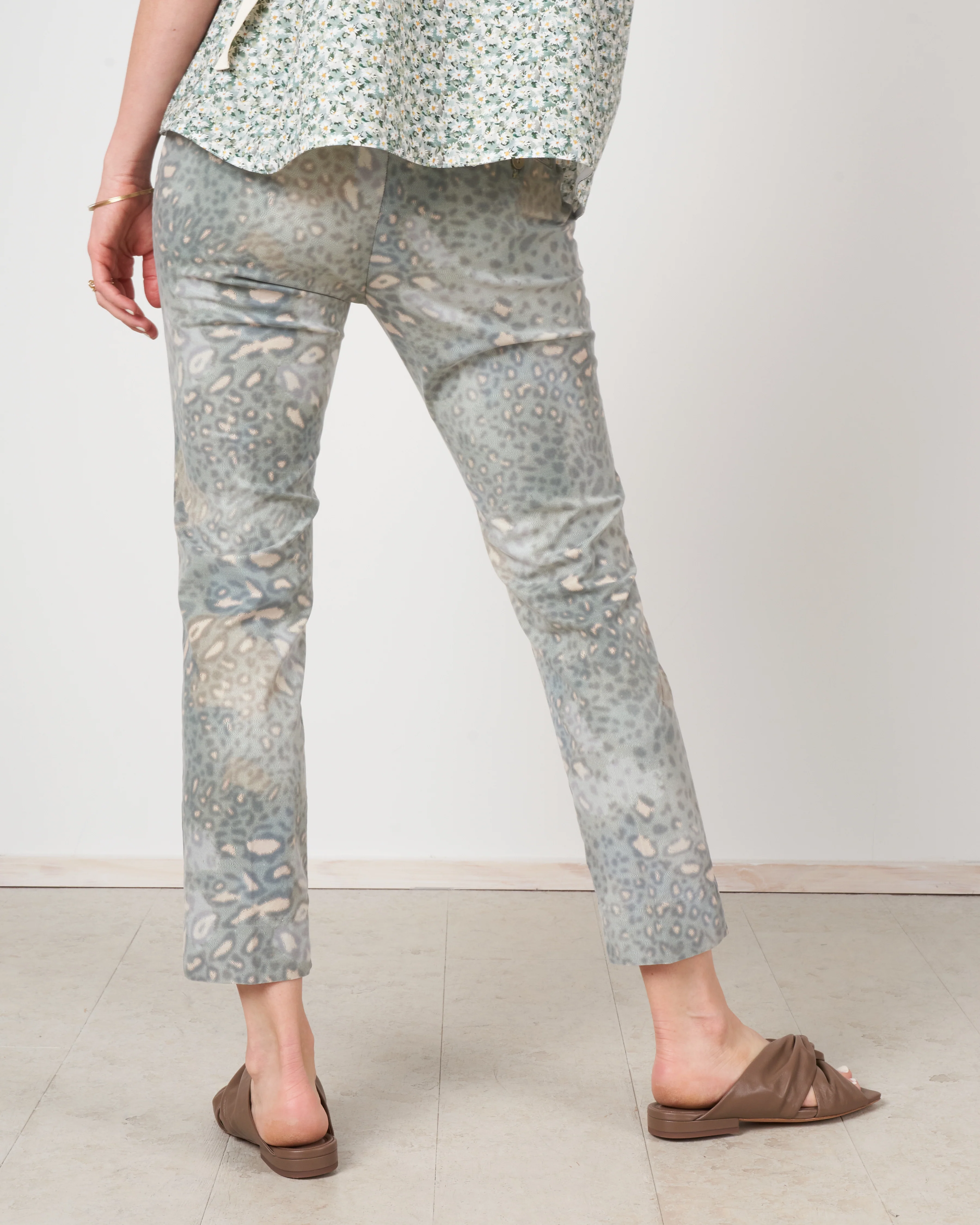 jacqueline capri - 844 print - Image 3