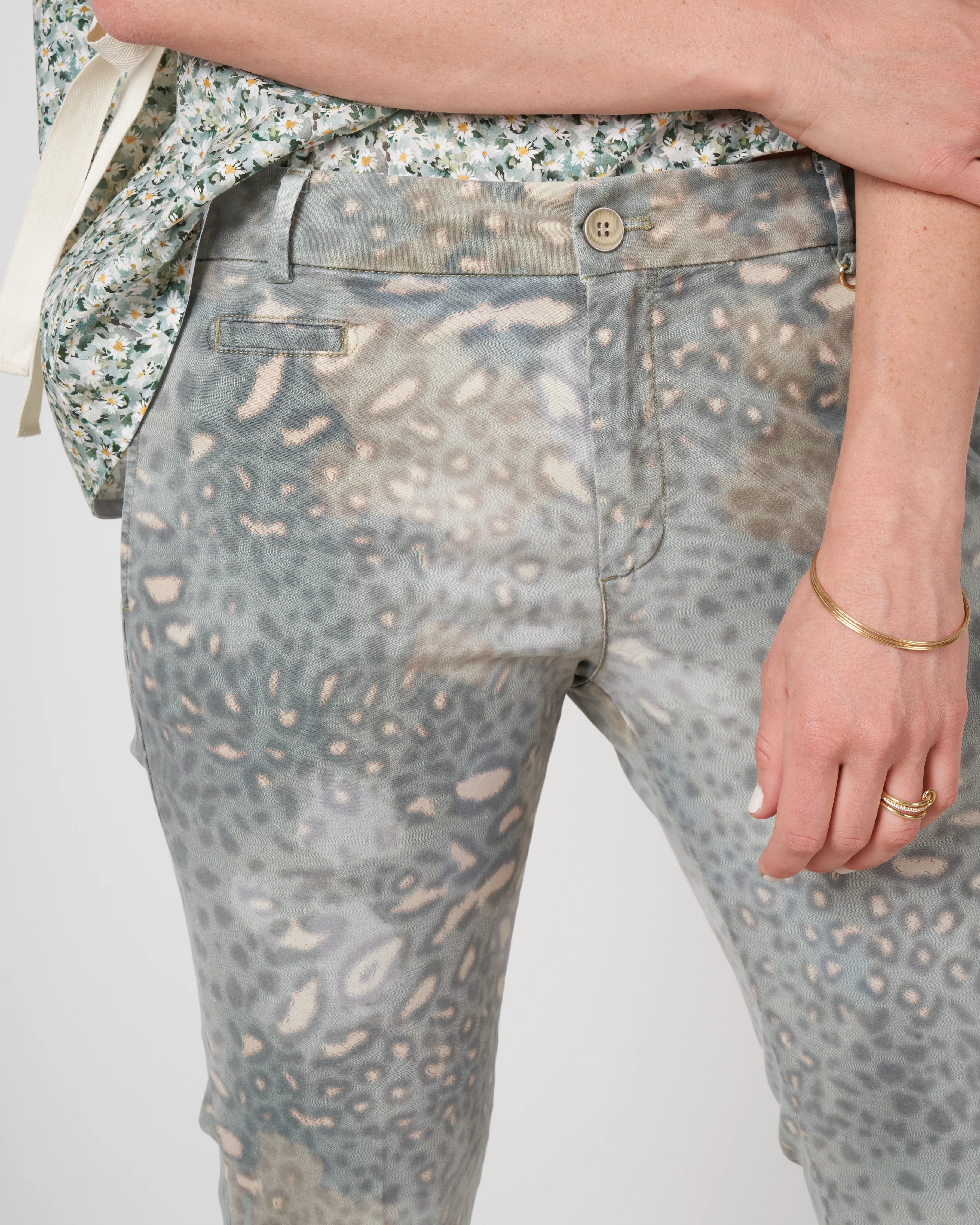 jacqueline capri - 844 print - Image 5