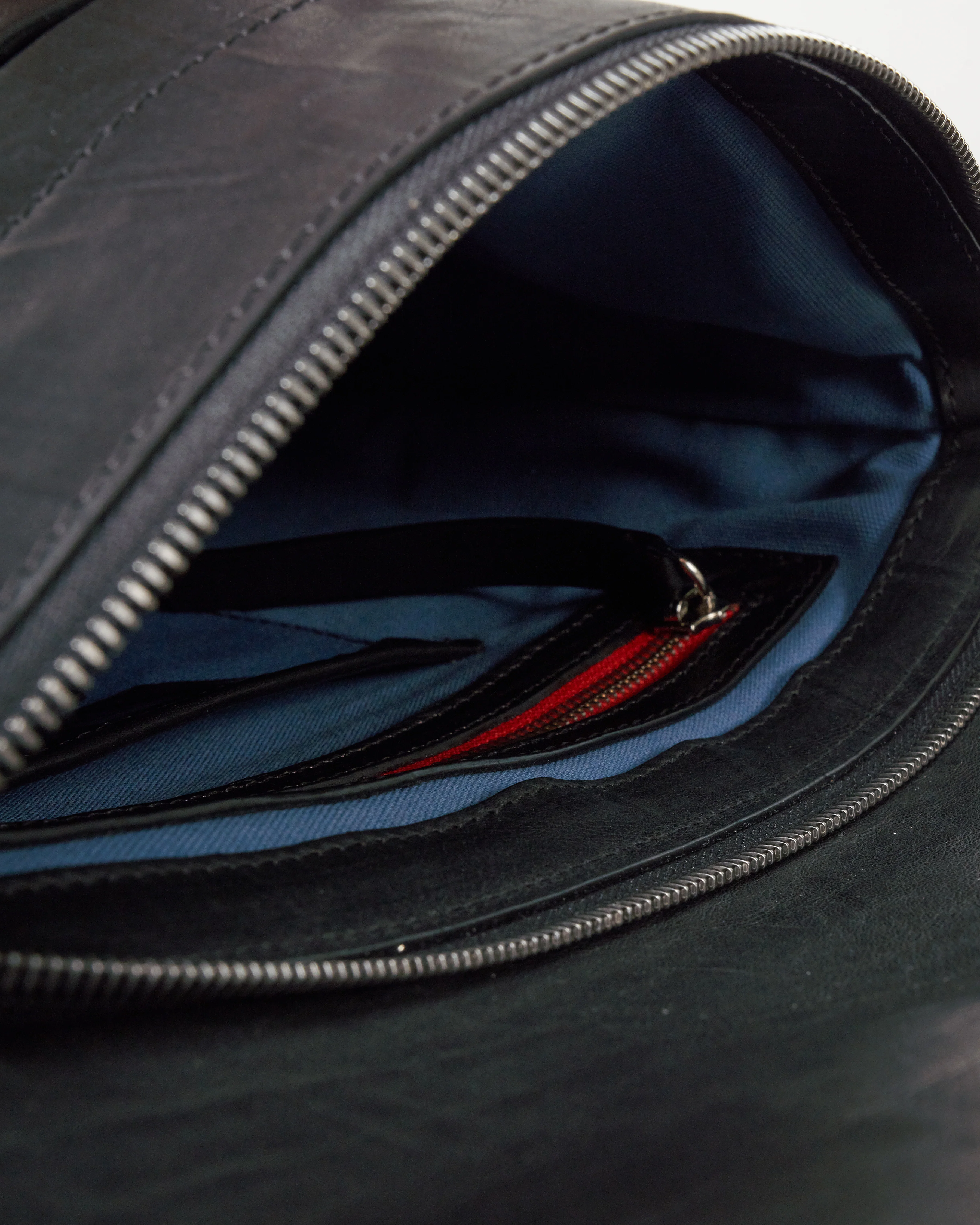 fold-over crossbody - black - Image 4