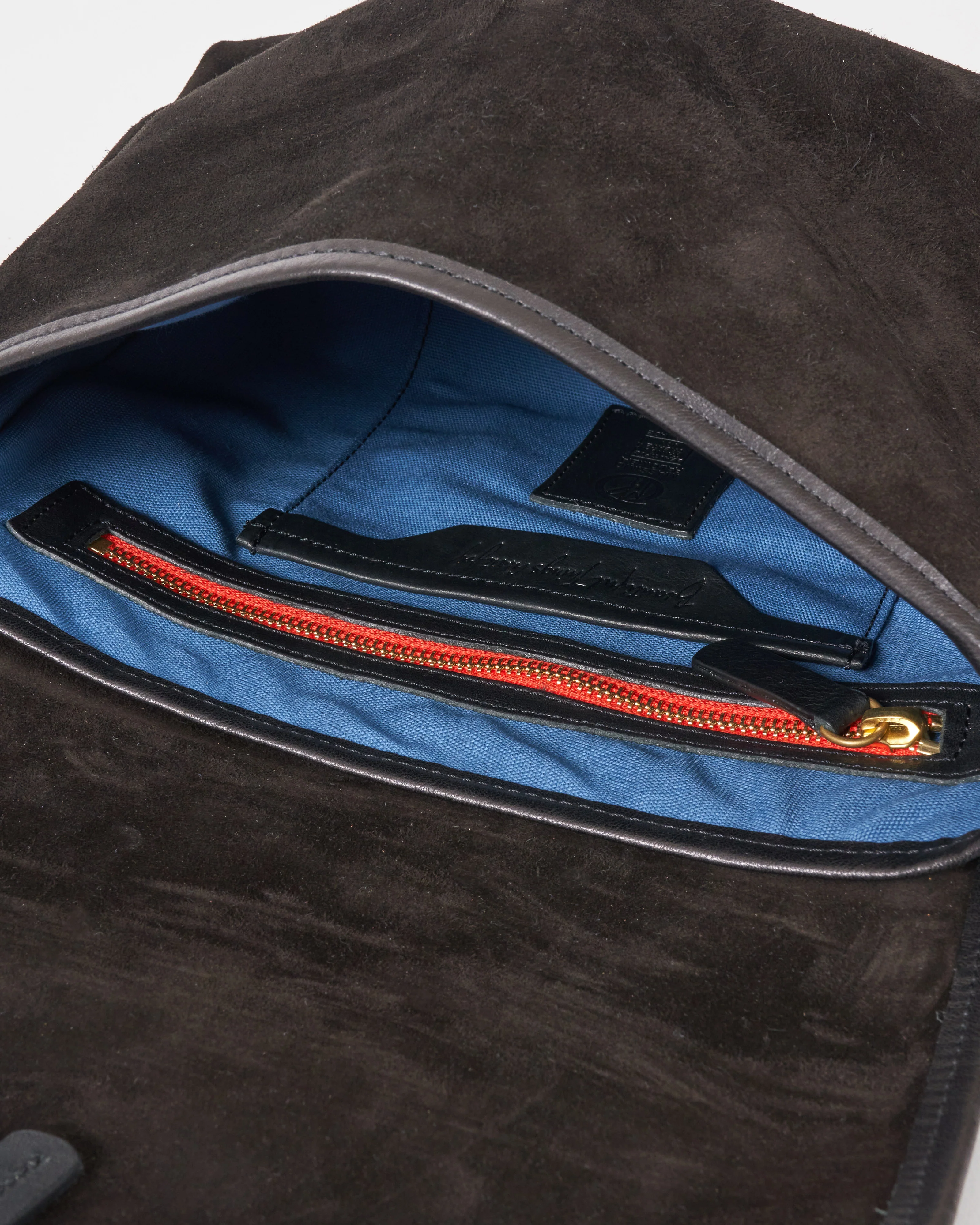 messenger bag - black suede - Image 5
