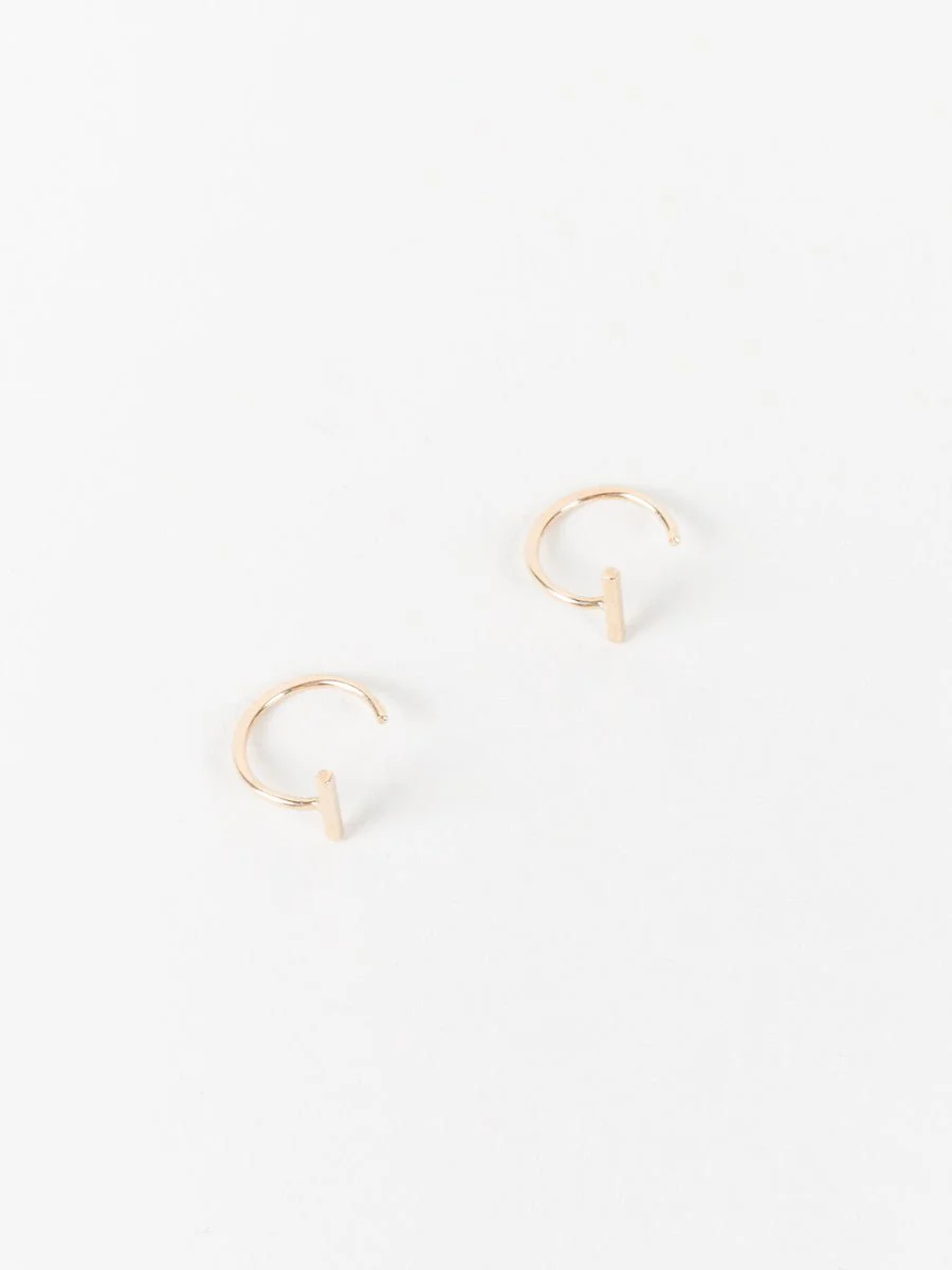 gold bar hoop earring - Image 2